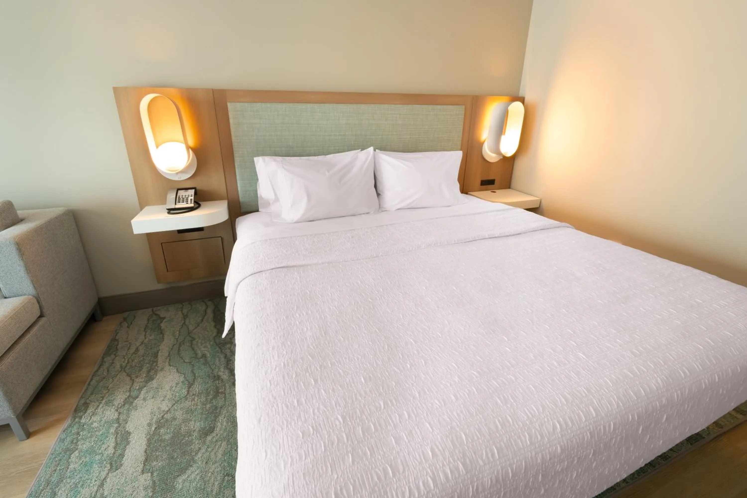 Bed in Holiday Inn St. Augustine - Historic, an IHG Hotel