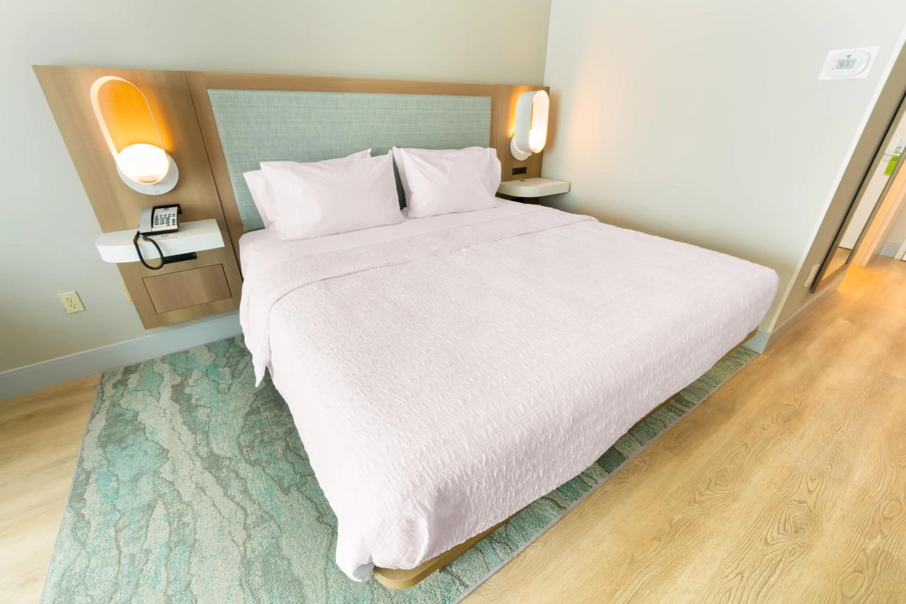 Bed in Holiday Inn St. Augustine - Historic, an IHG Hotel