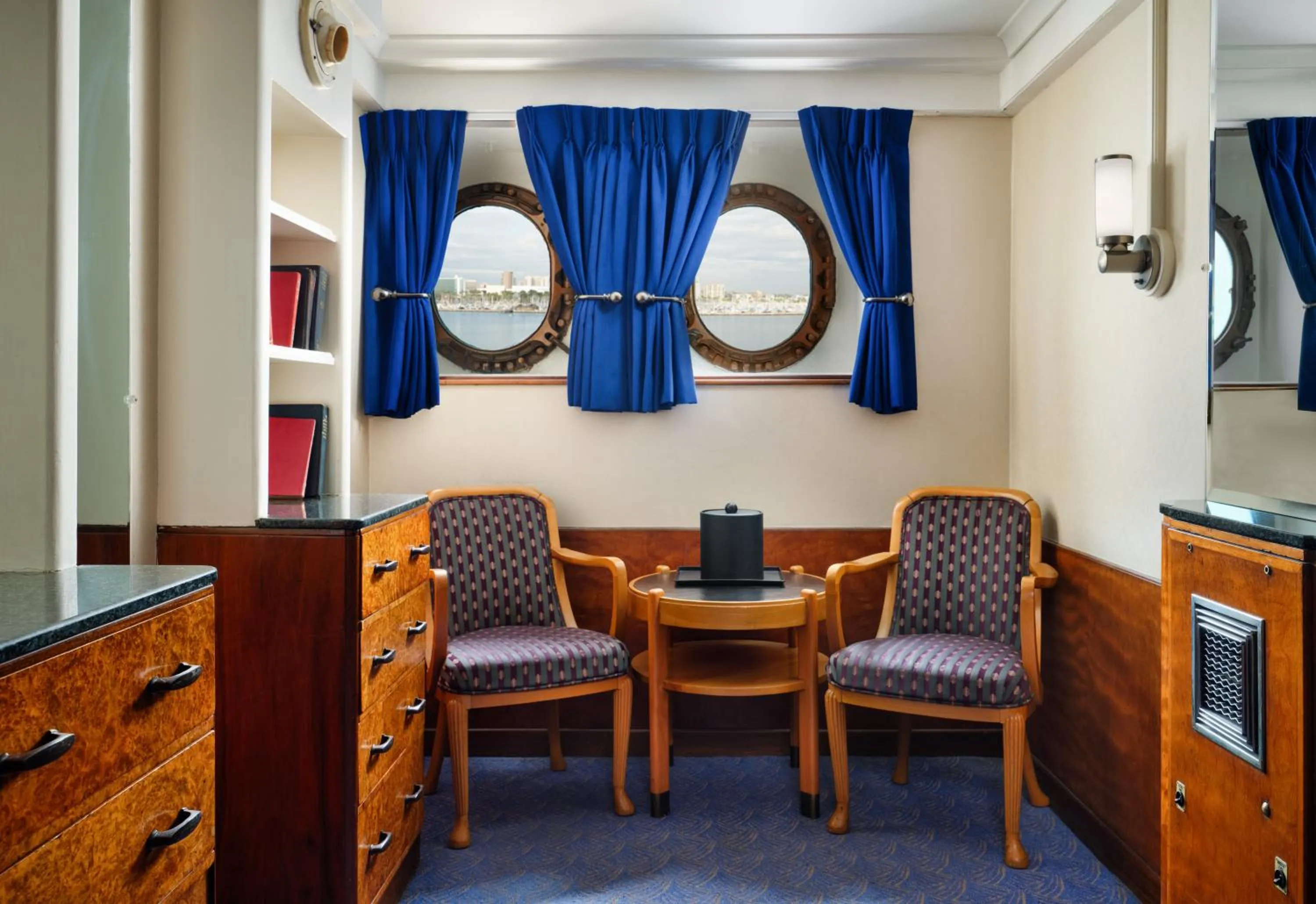 Seating area in The Queen Mary