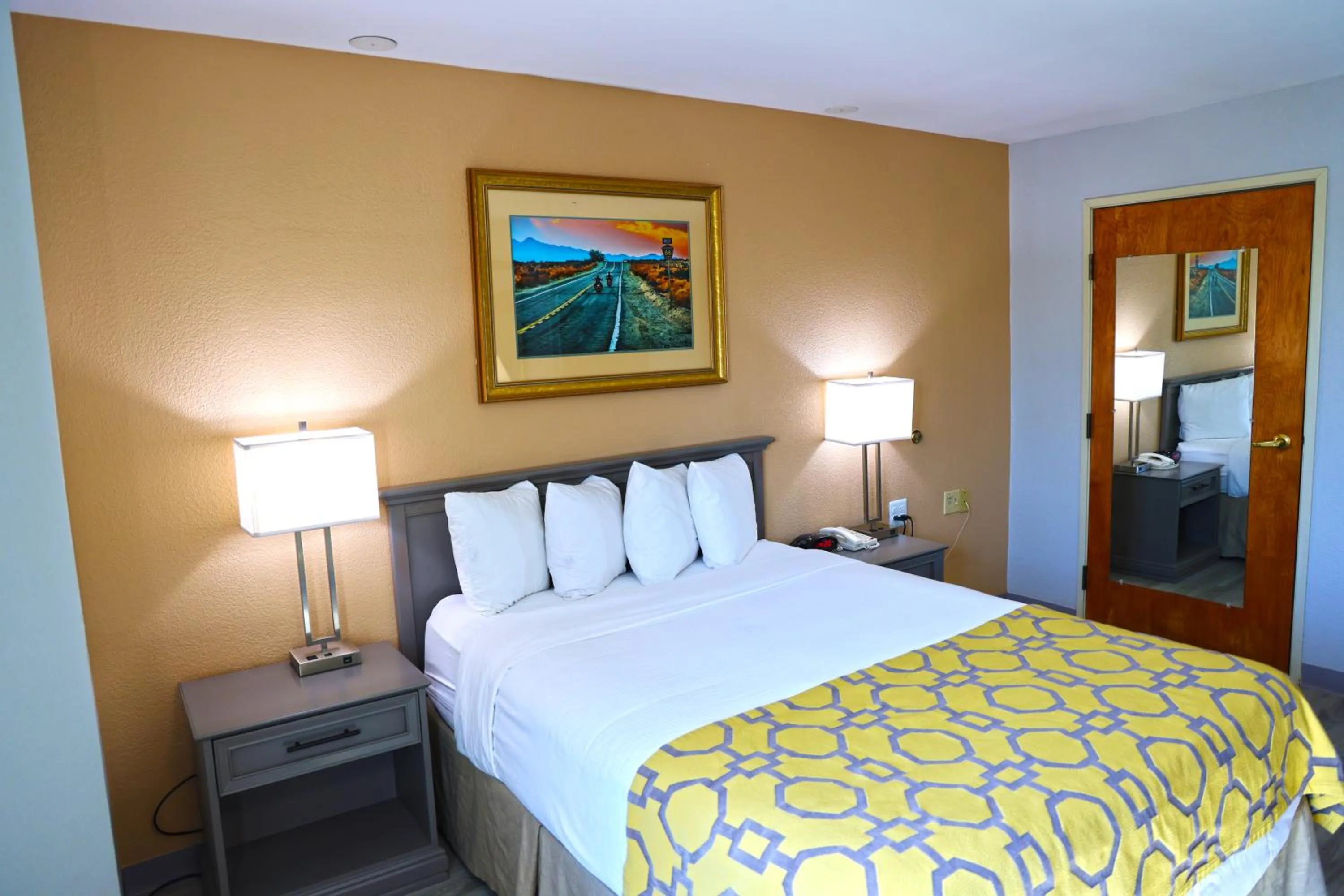 Bed in Baymont by Wyndham Barstow Historic Route 66