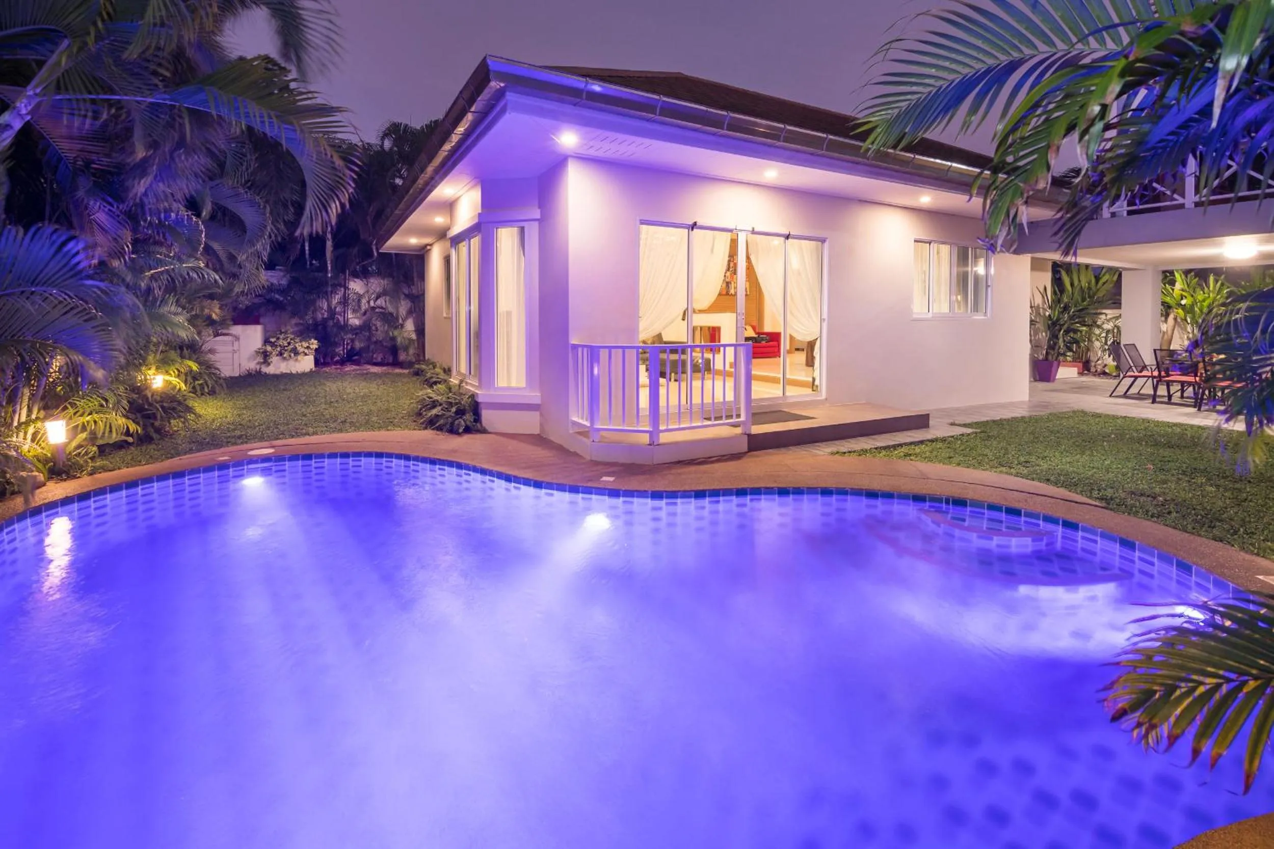 Property building in Leelawadee Pool Villa BBQ&Pool party