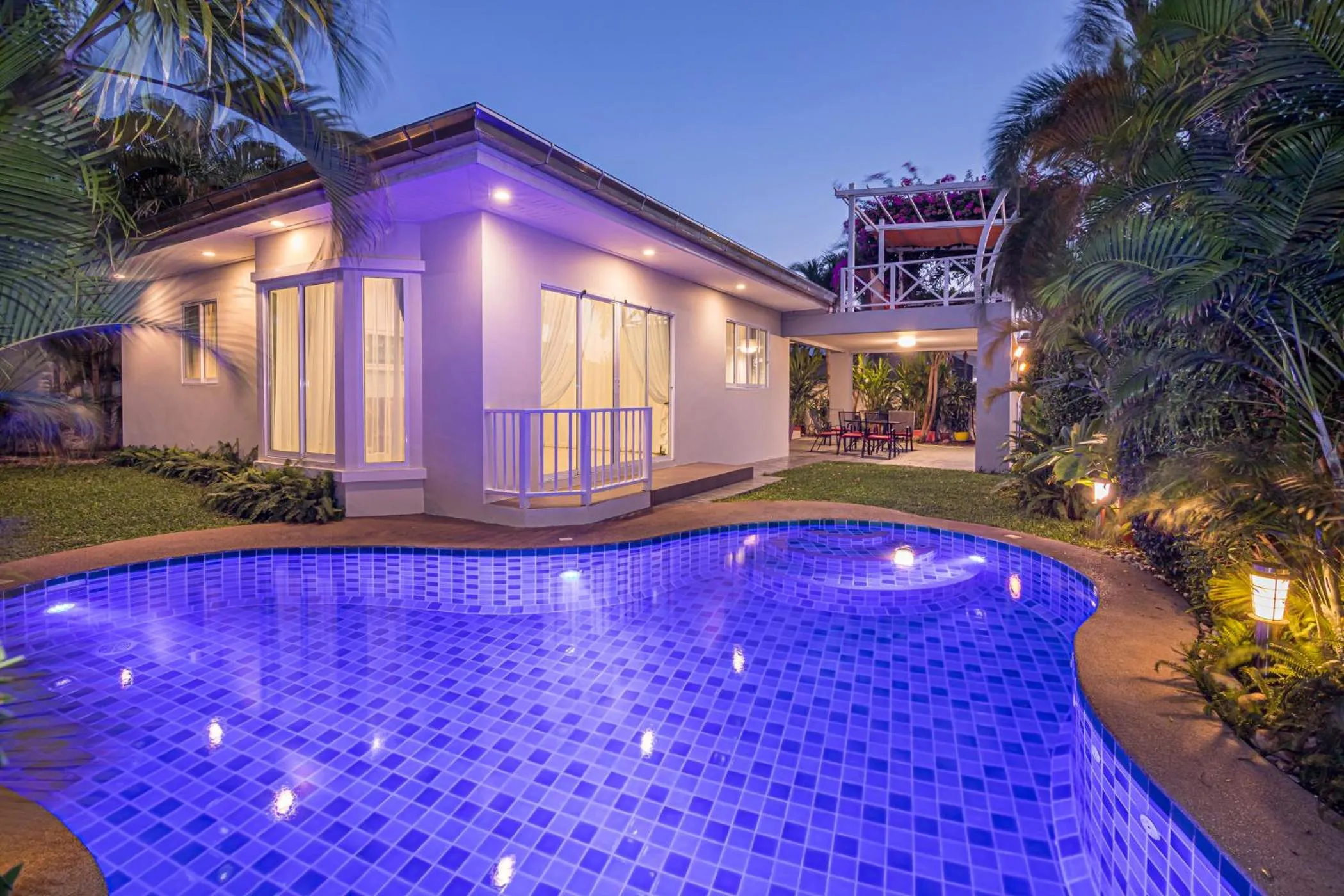 Property building in Leelawadee Pool Villa BBQ&Pool party