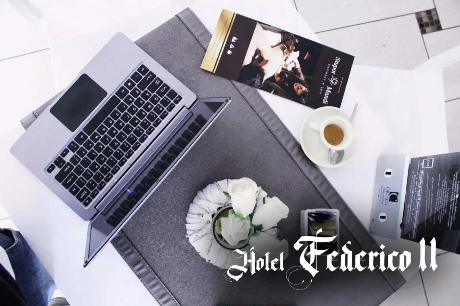 Communal lounge/ TV room in Hotel Federico II