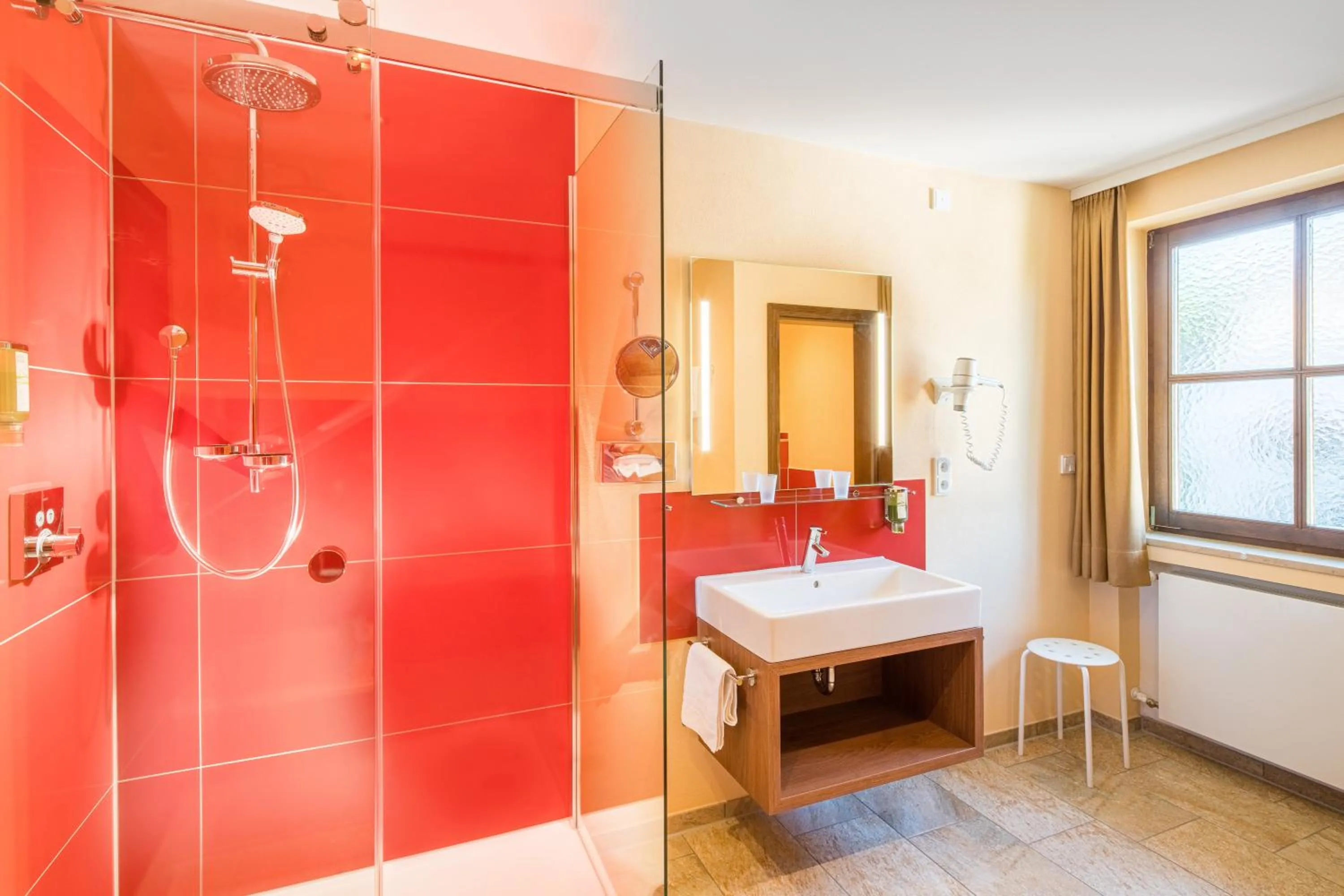 Shower in Boutique Hotel Bundschuh 3 Sterne Superior