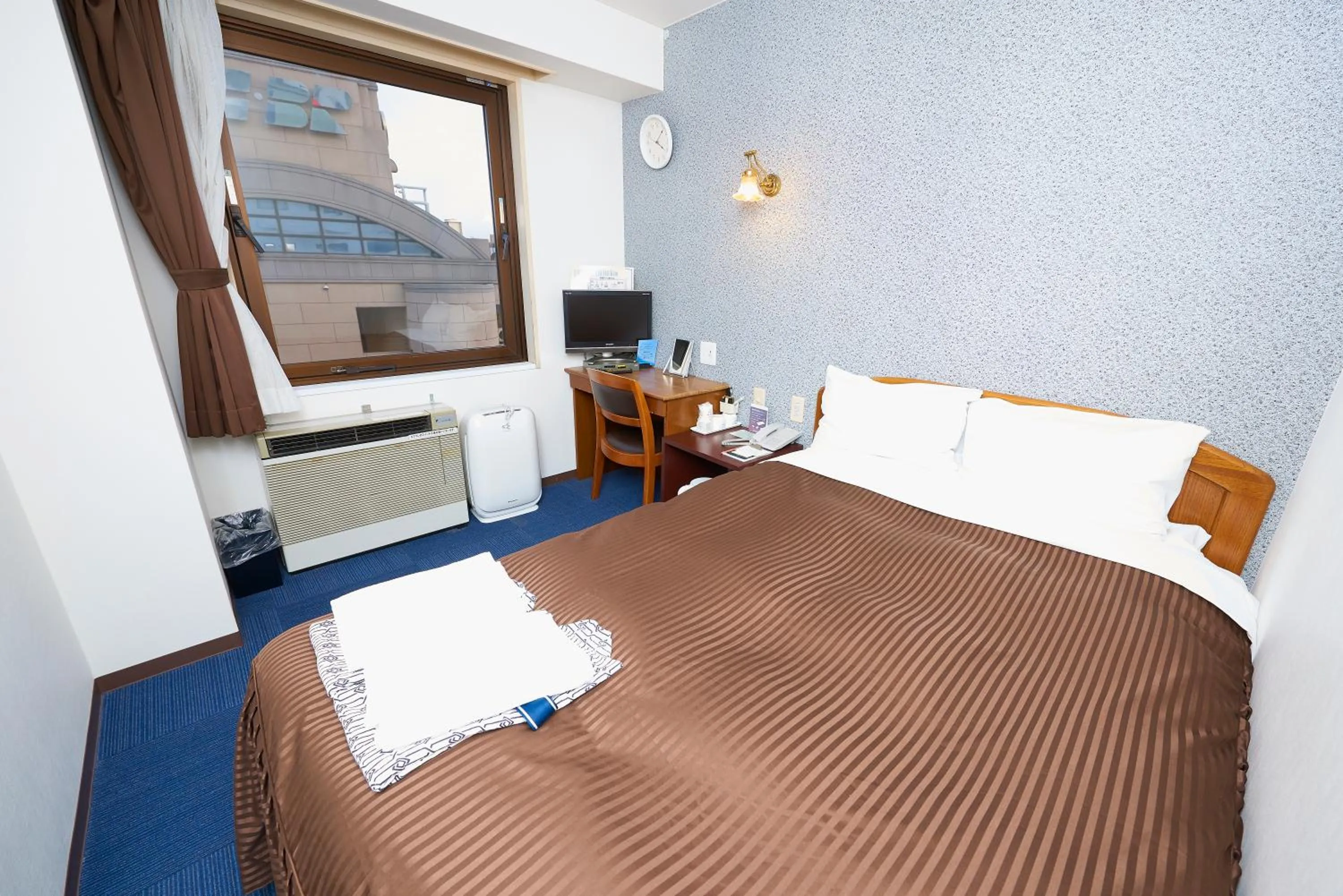 Bed in Famy Inn Makuhari