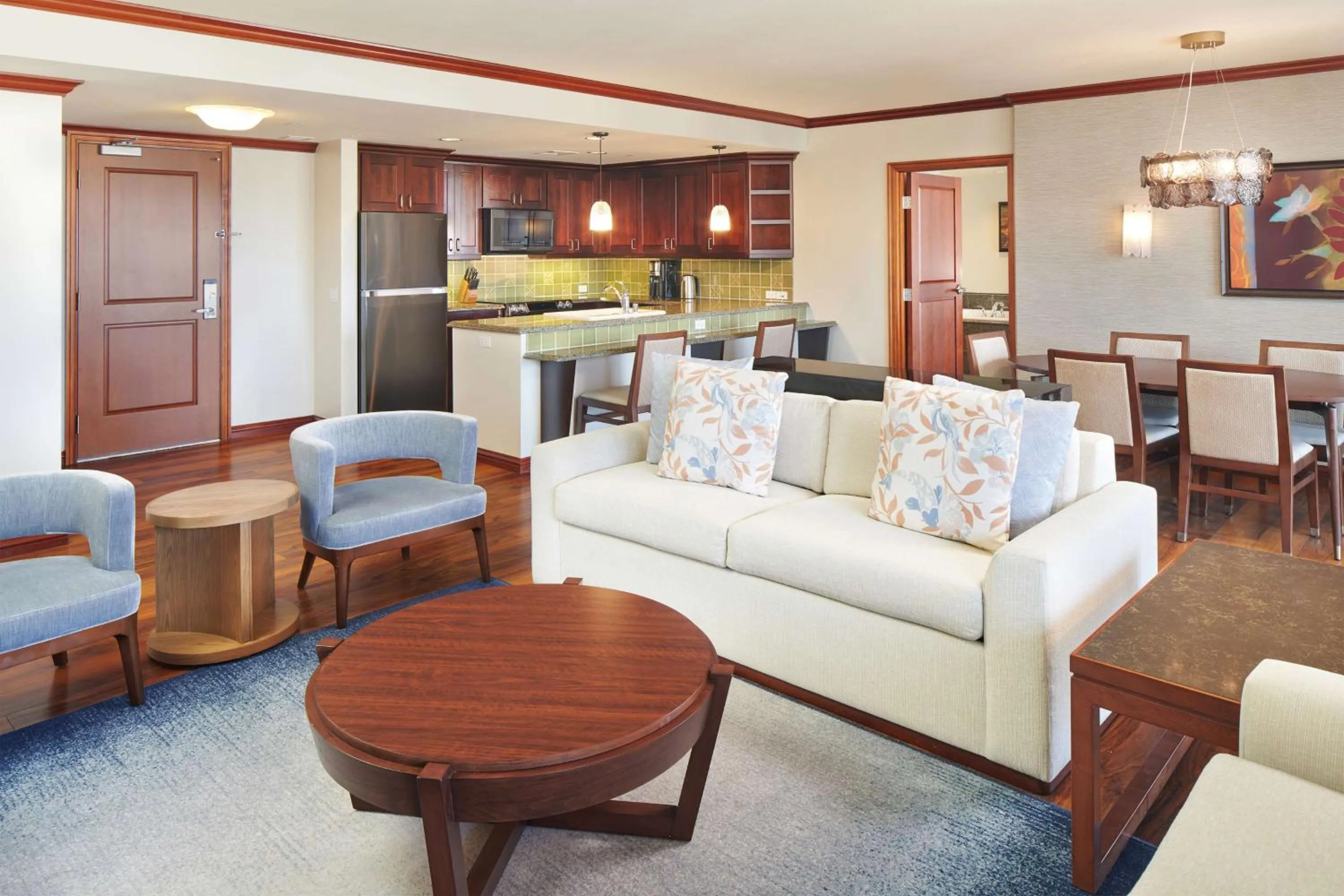 Living room in Hilton Grand Vacations Club Grand Waikikian Honolulu