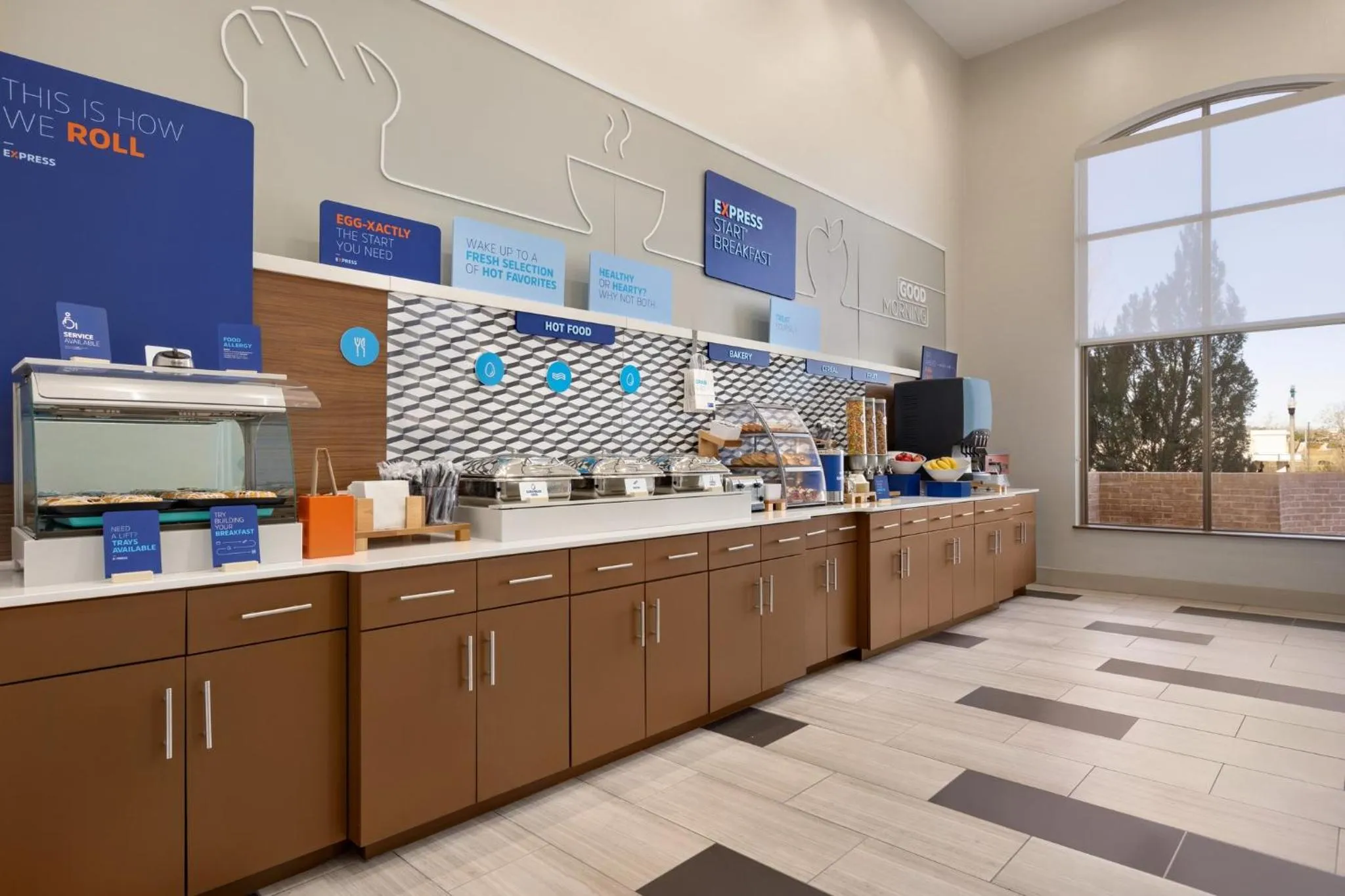 Breakfast in Holiday Inn Express Hotel & Suites Opelika Auburn by IHG