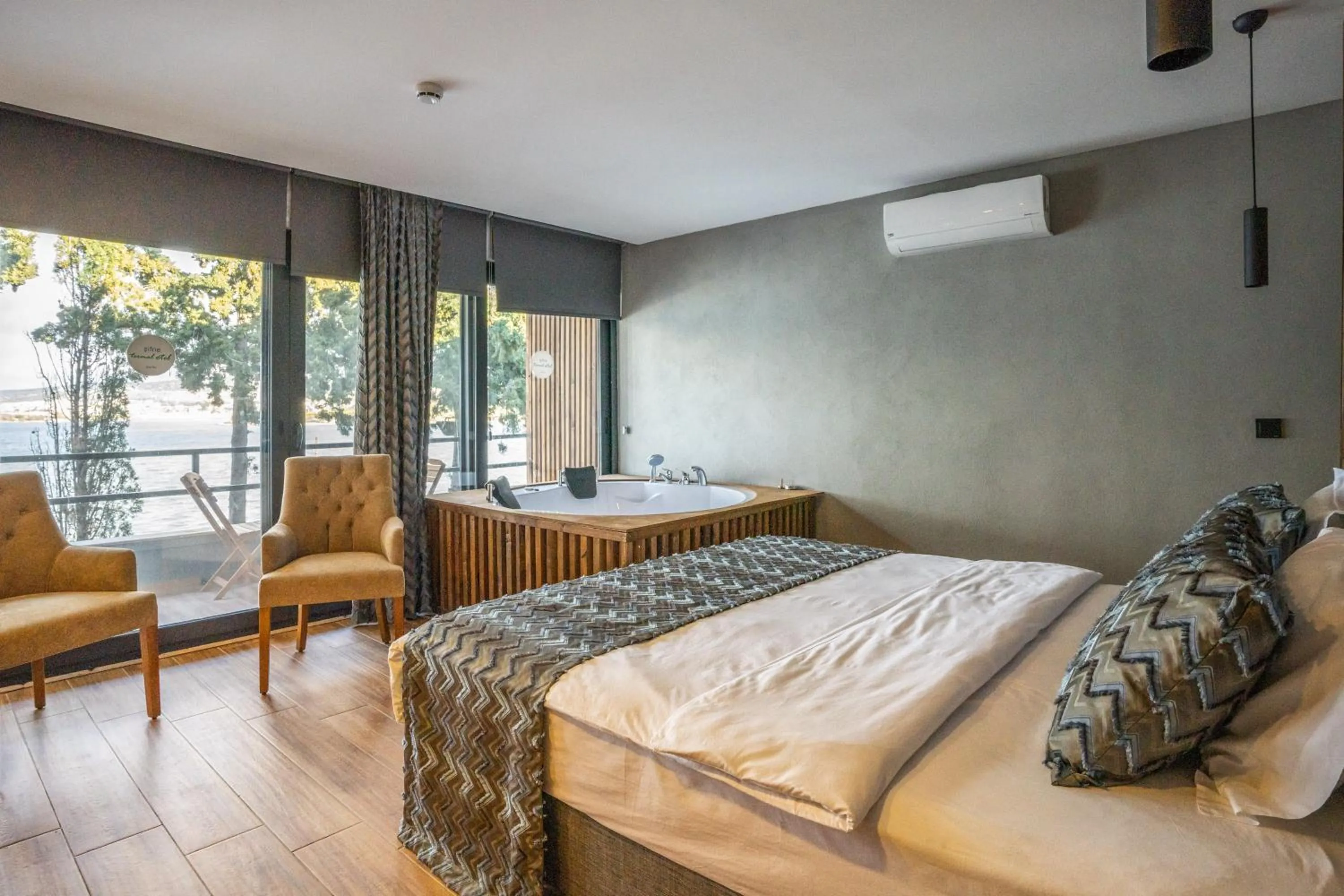 Bed in Sifne Thermal Otel