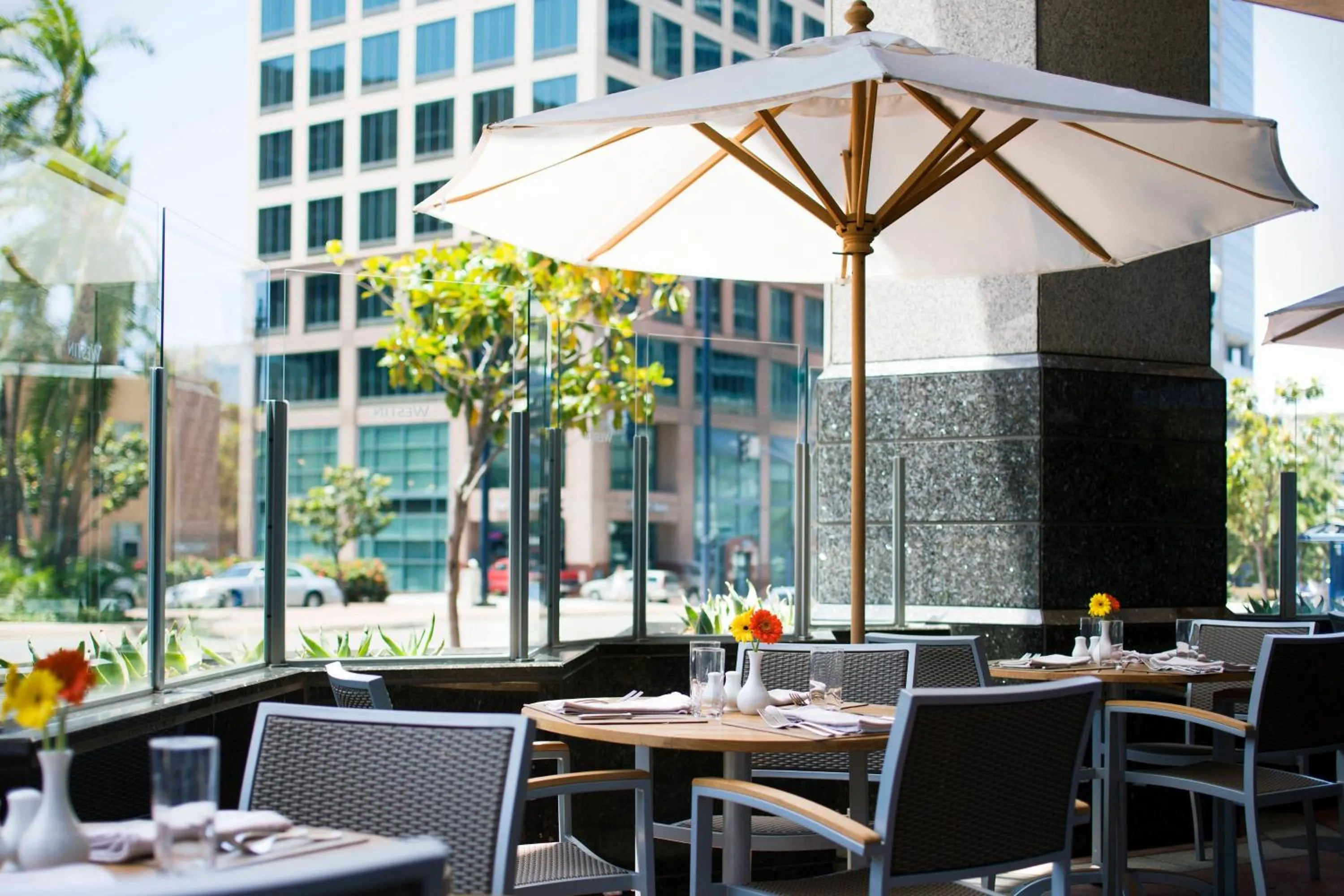 Restaurant/places to eat in The Westin San Diego Bayview