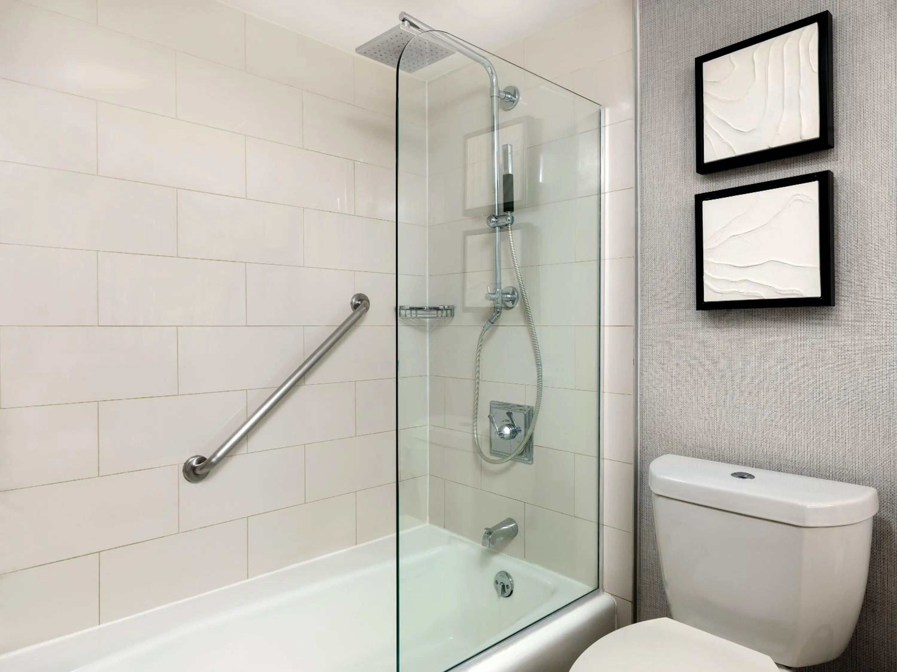 Shower in The Westin San Diego Bayview