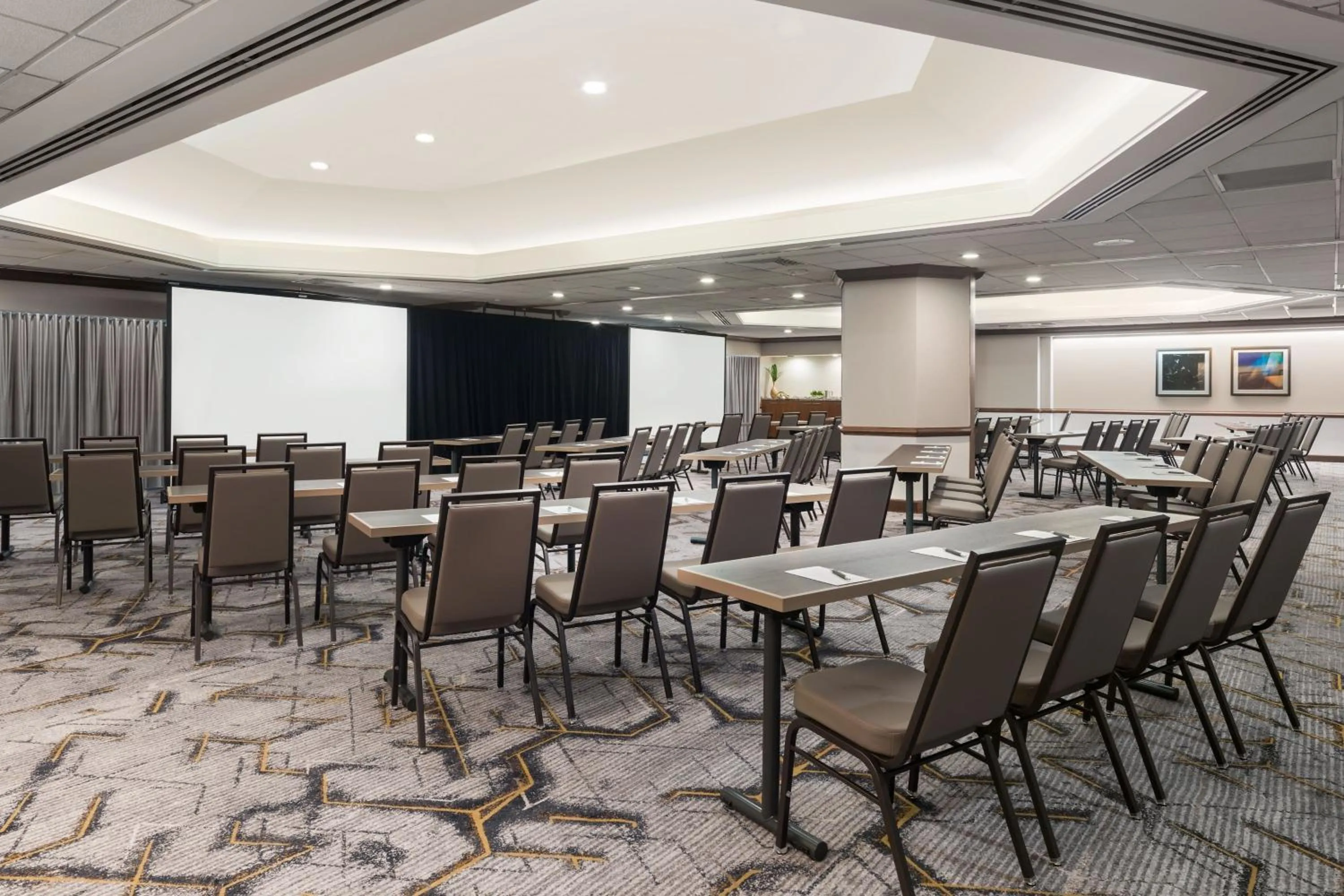 Meeting/conference room in The Westin San Diego Bayview