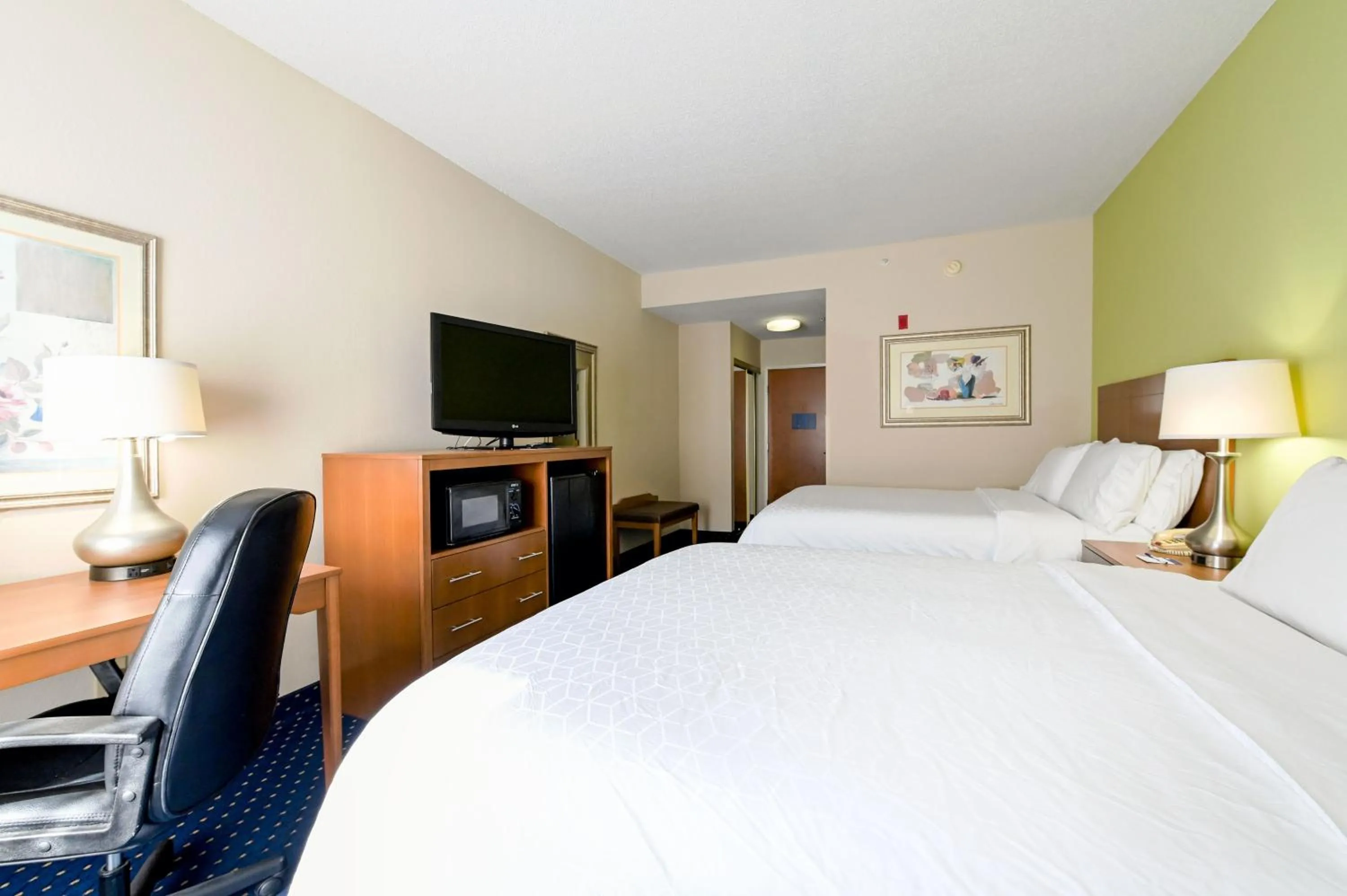 TV and multimedia, Bed in Holiday Inn Express Ashland by IHG
