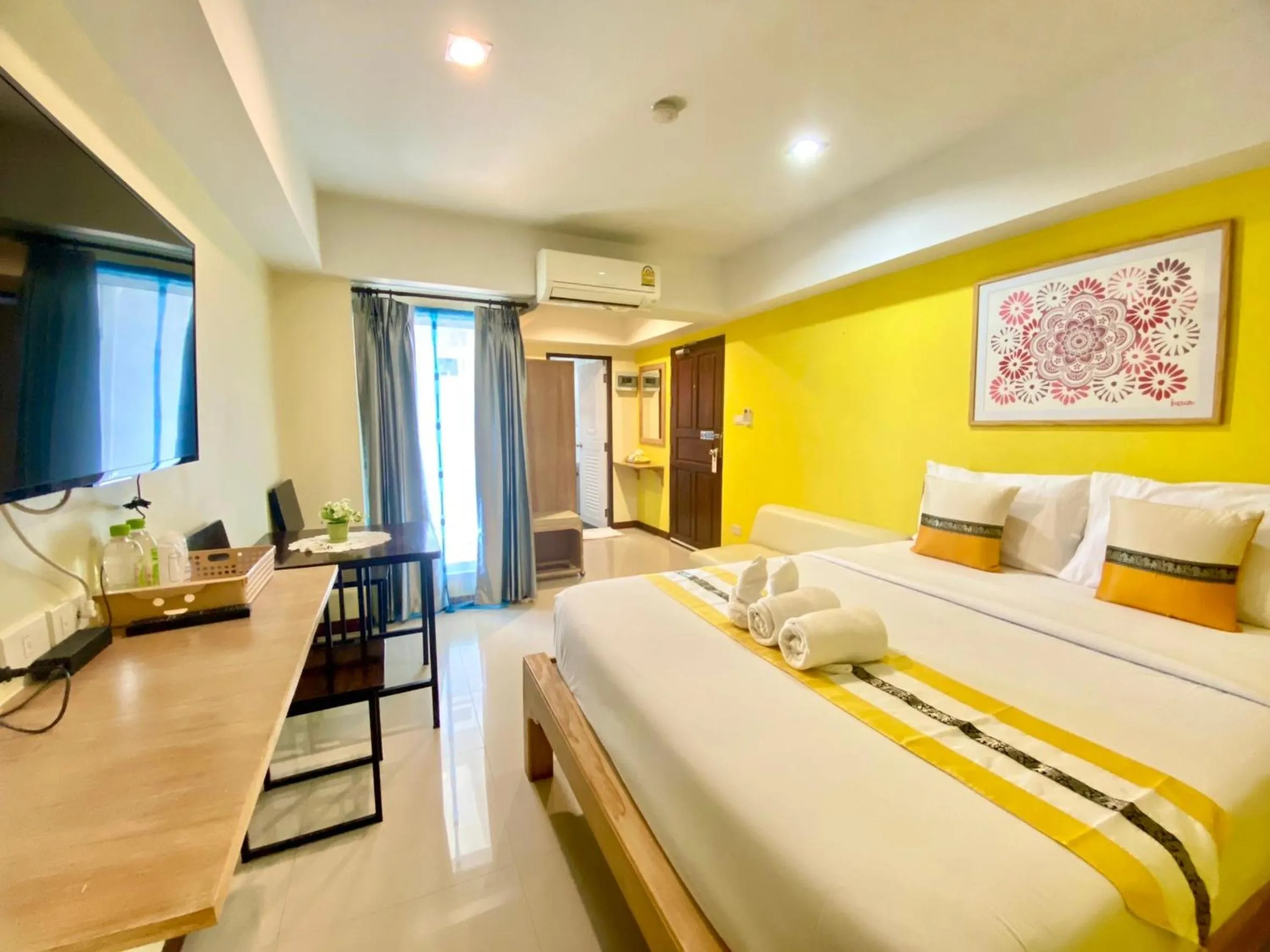 Bed in Chinda Boutique Hotel
