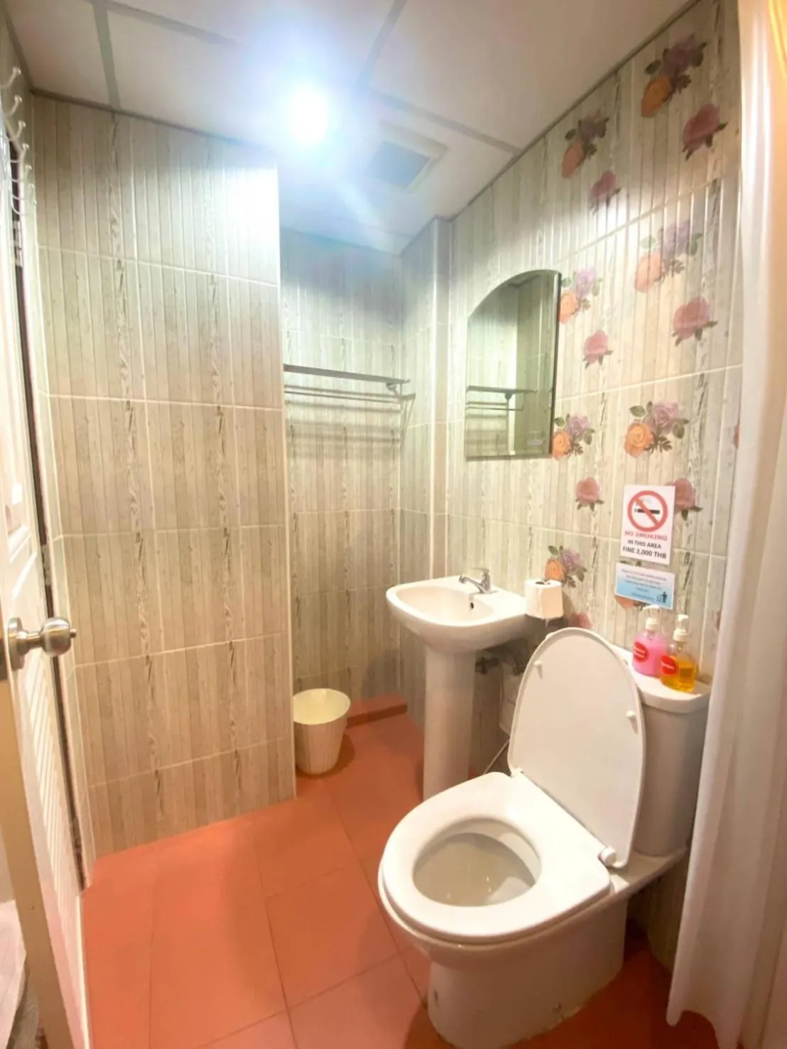 Bathroom in Chinda Boutique Hotel