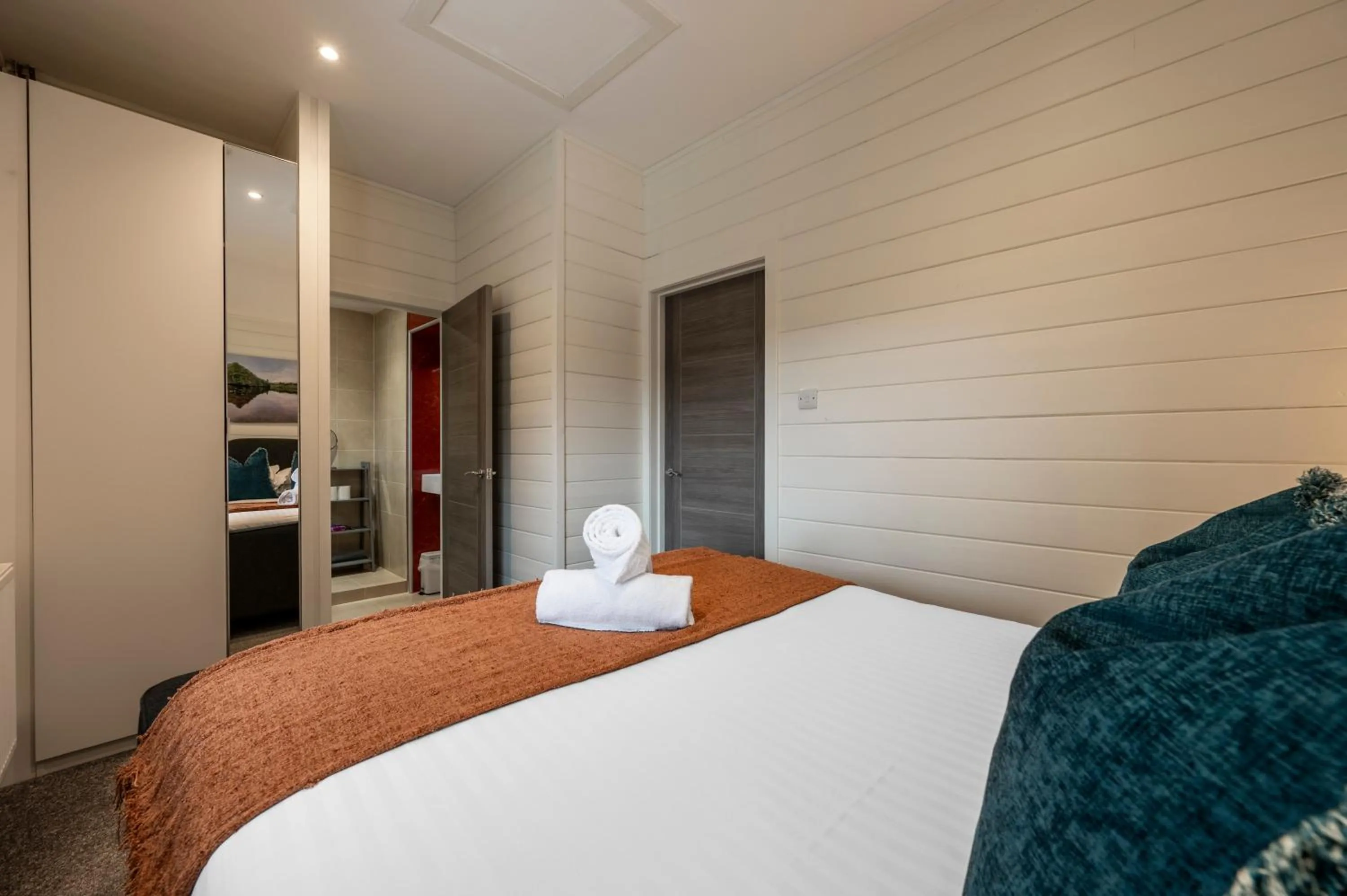 Bed in Kinnaird Woodland Lodges