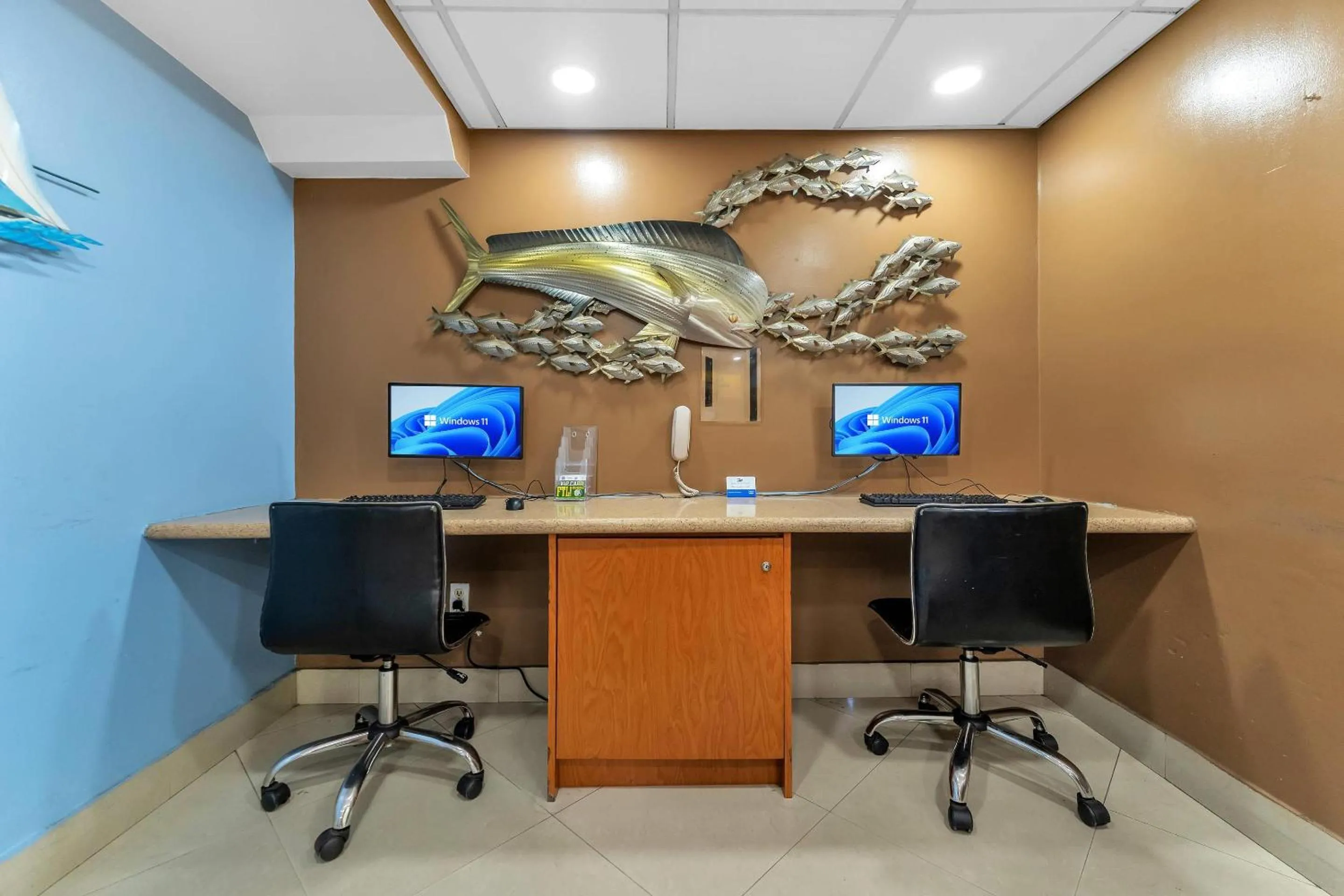 Business facilities in Rodeway Inn & Suites Fort Lauderdale Airport & Cruise Port