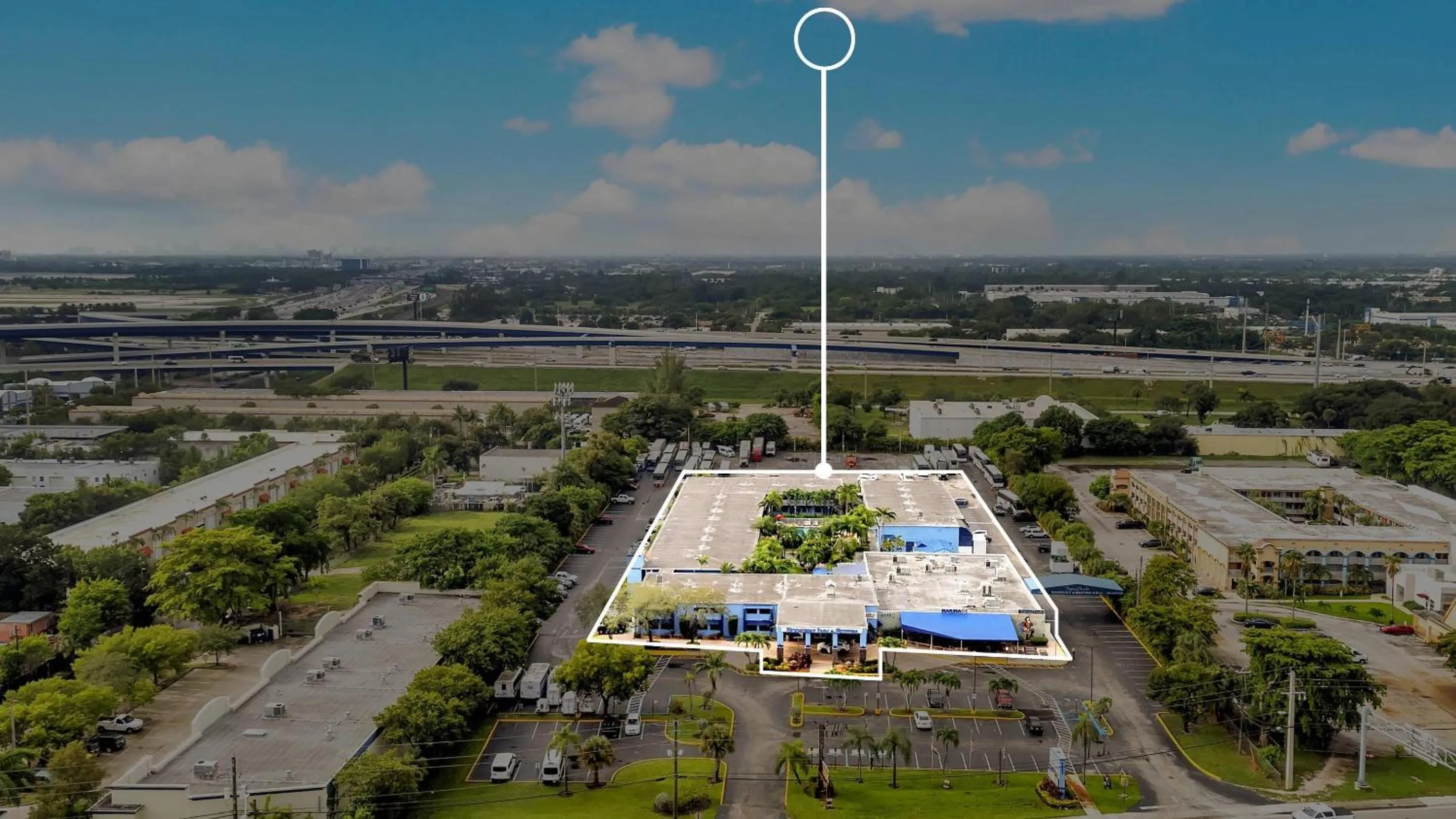 Property building in Rodeway Inn & Suites Fort Lauderdale Airport & Cruise Port