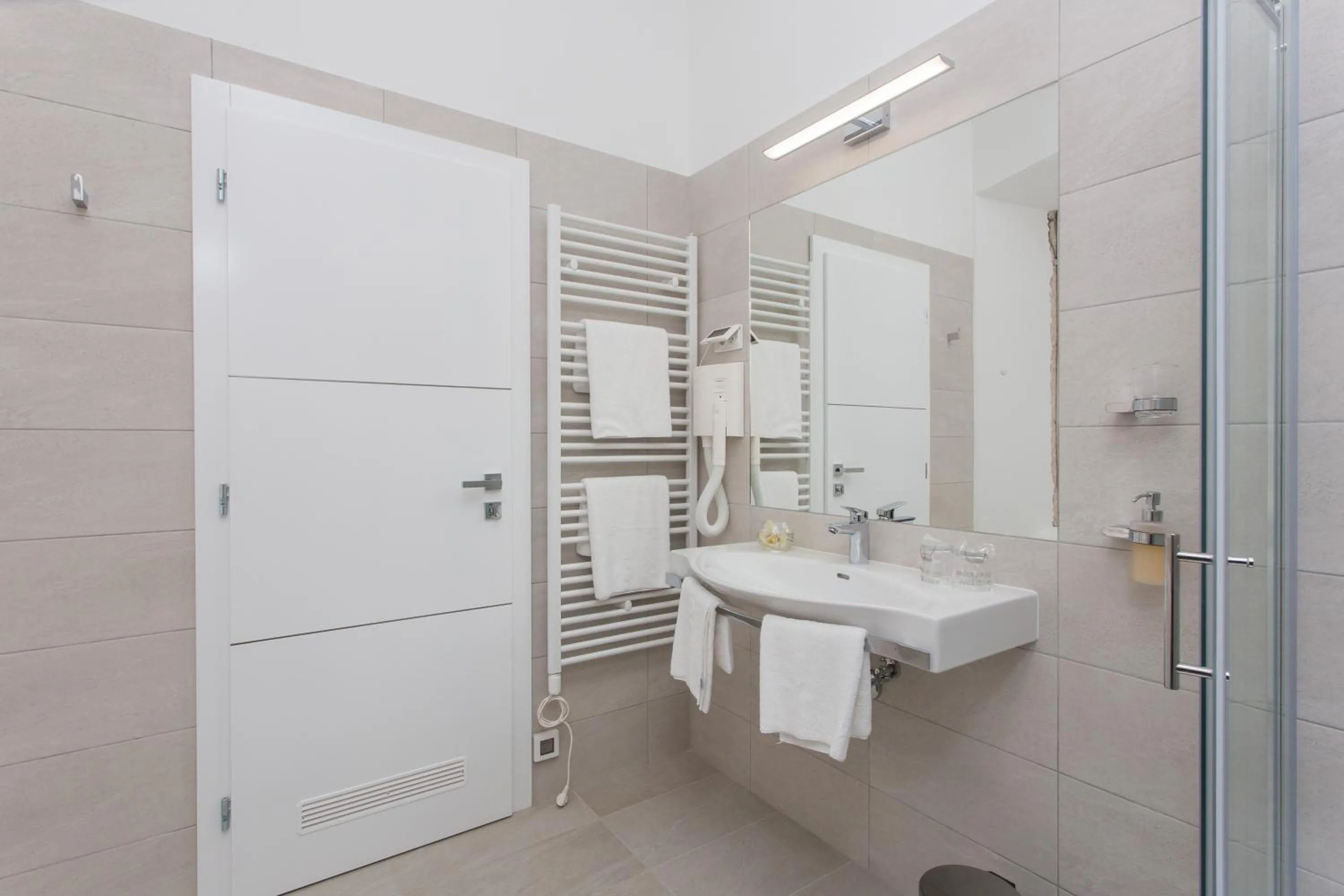 Bathroom in Klarisa Palace Rooms