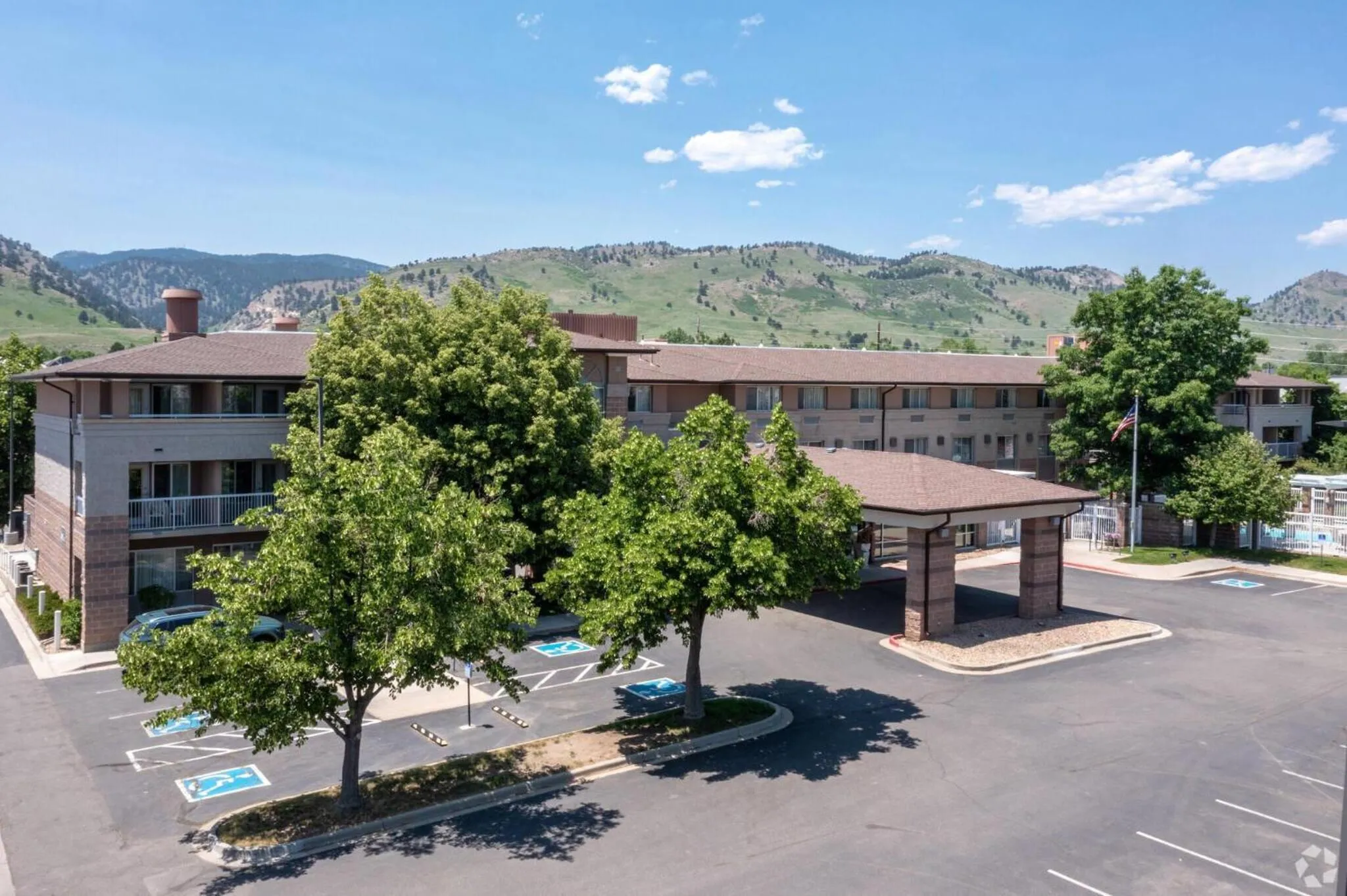 Property building in Comfort Inn & Suites Boulder