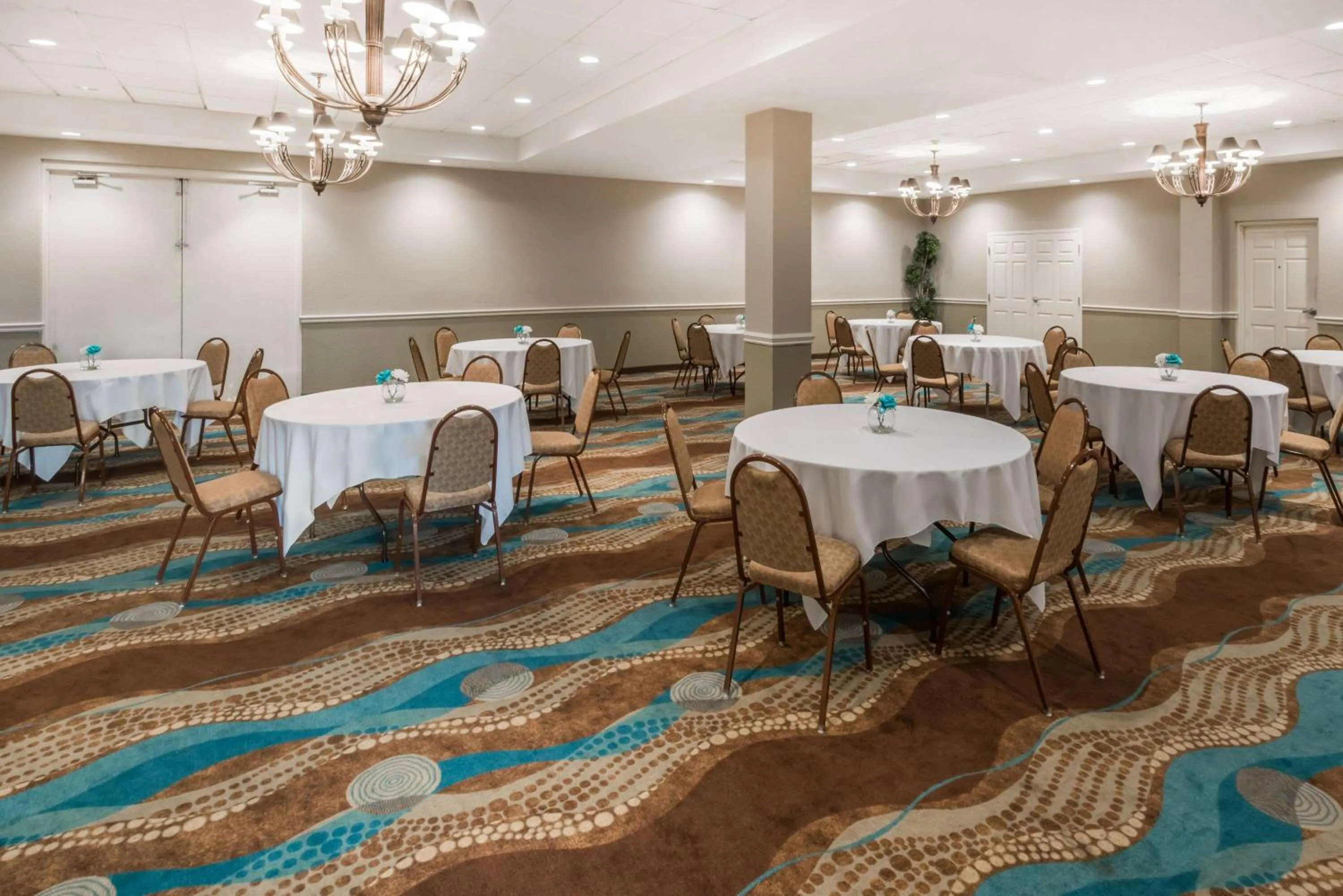 Banquet/Function facilities in Wyndham Garden Wichita Downtown