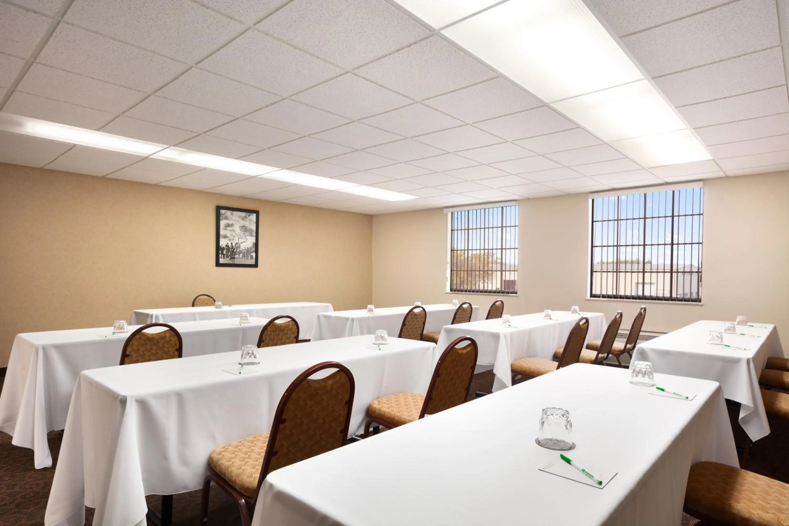 Business facilities in Wyndham Garden Wichita Downtown