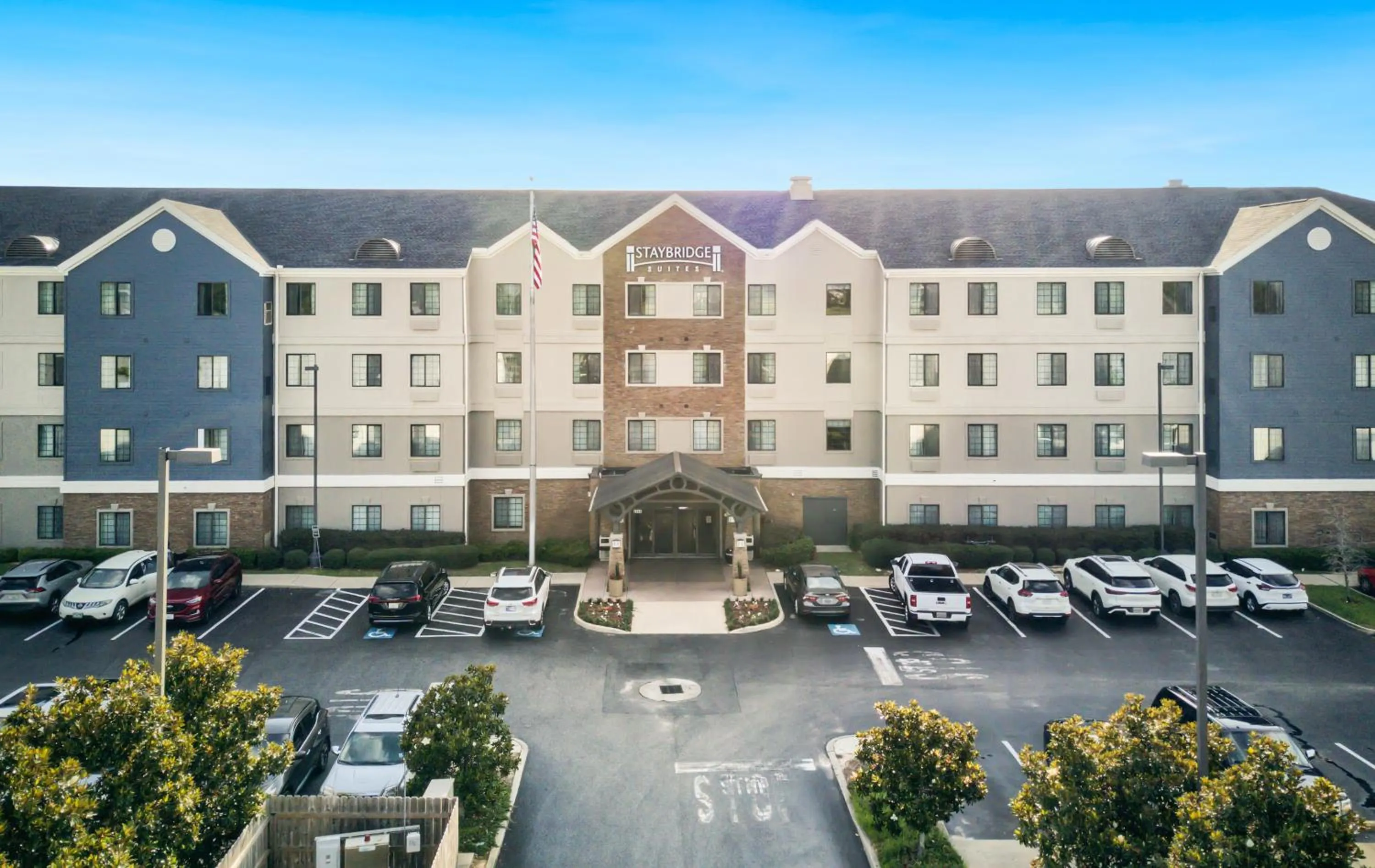 Property building in Staybridge Suites Gulf Shores by IHG