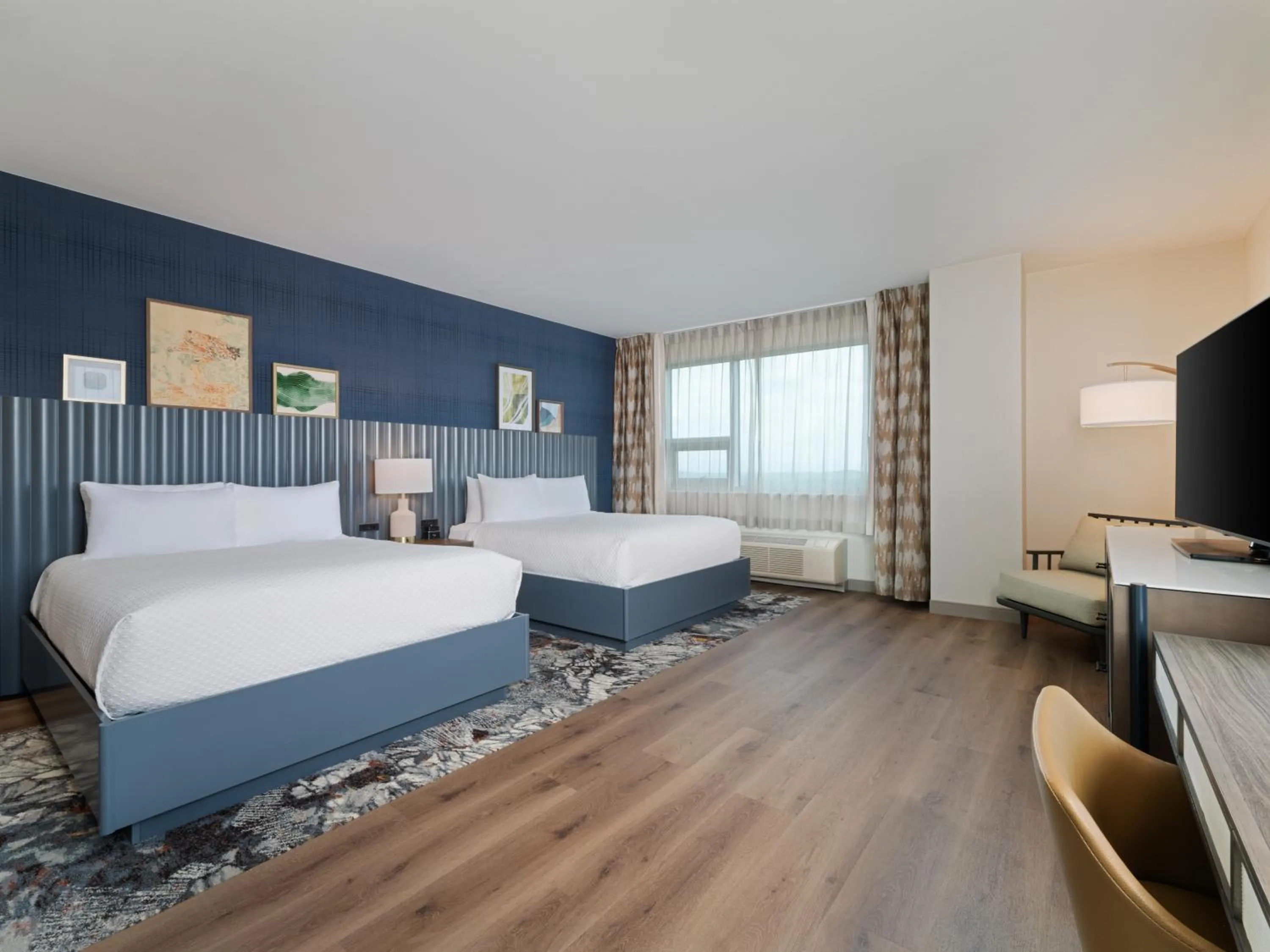 Bedroom, Bed in Hotel Indigo Asheville Downtown by IHG