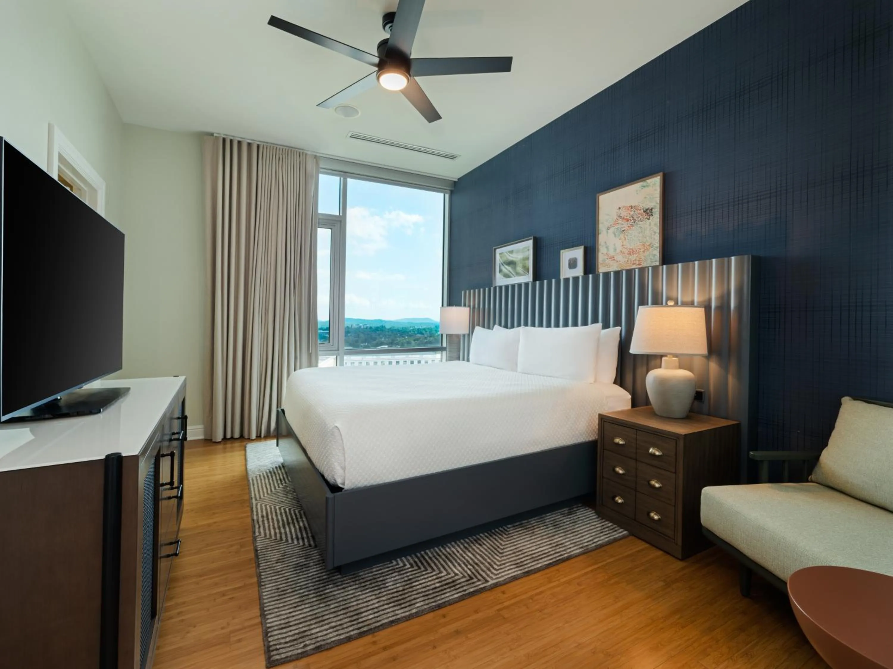 Bedroom, Bed in Hotel Indigo Asheville Downtown by IHG