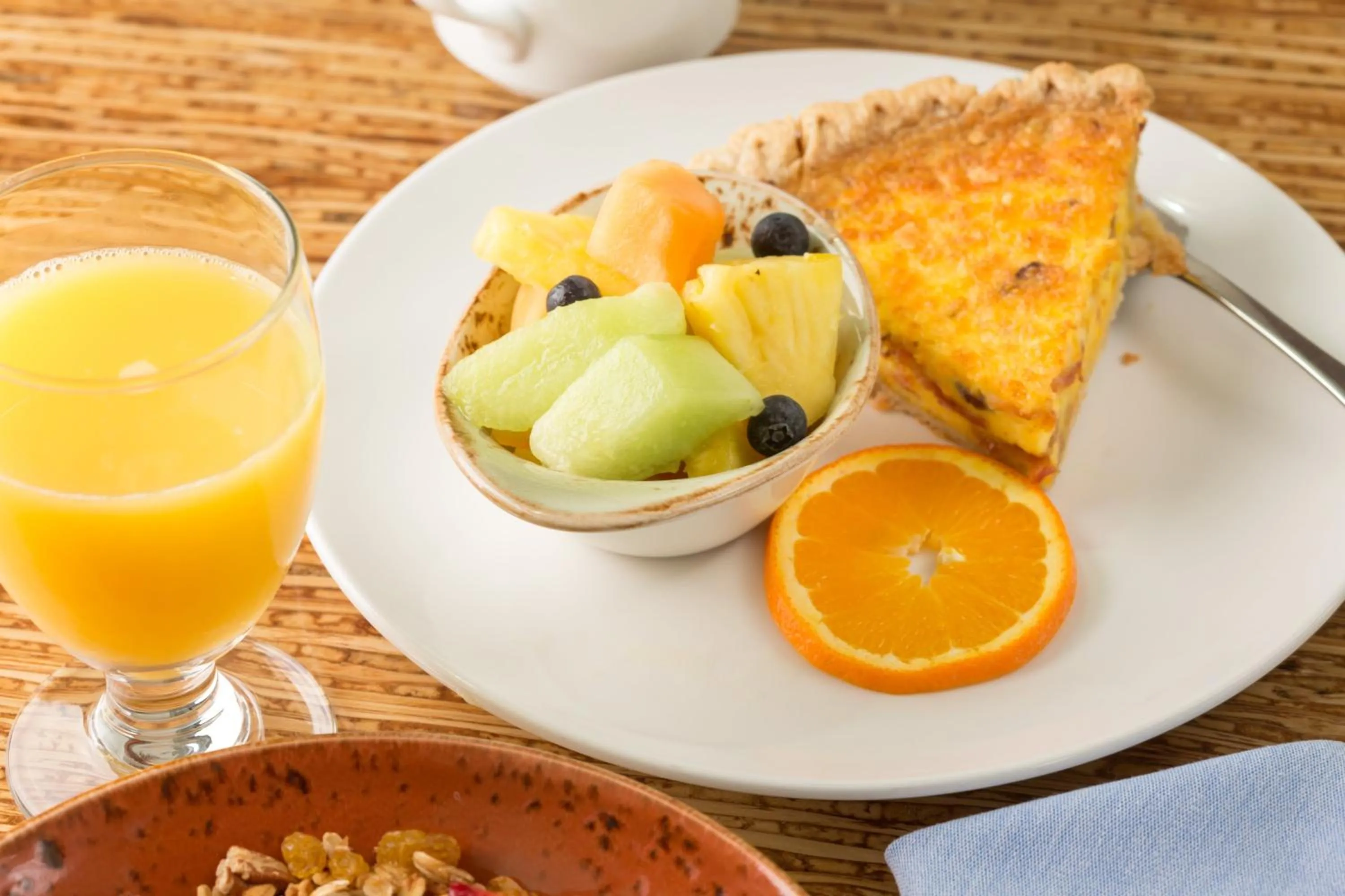 Restaurant/places to eat in Hotel Indigo Asheville Downtown by IHG