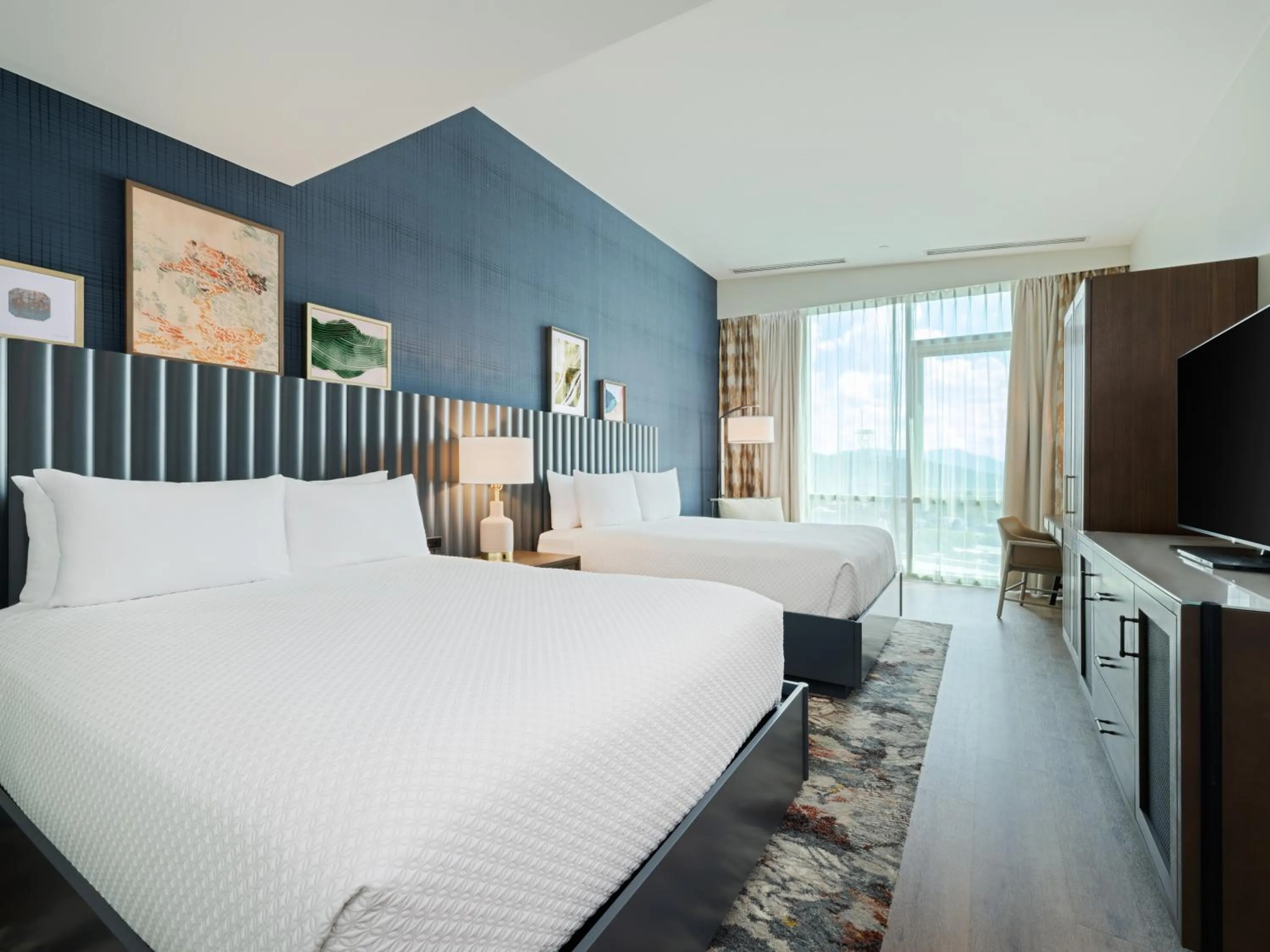 Bedroom, Bed in Hotel Indigo Asheville Downtown by IHG