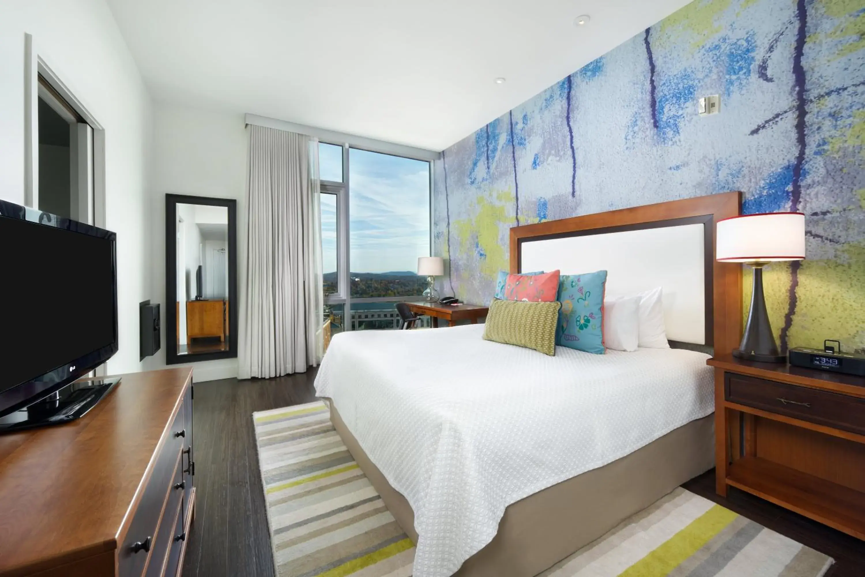 Accessible 1 King Penthouse Studio with Roll In Shower in Hotel Indigo Asheville Downtown by IHG Accessible 1 King Penthouse Studio with Roll In Shower in Hotel Indigo Asheville Downtown by IHG