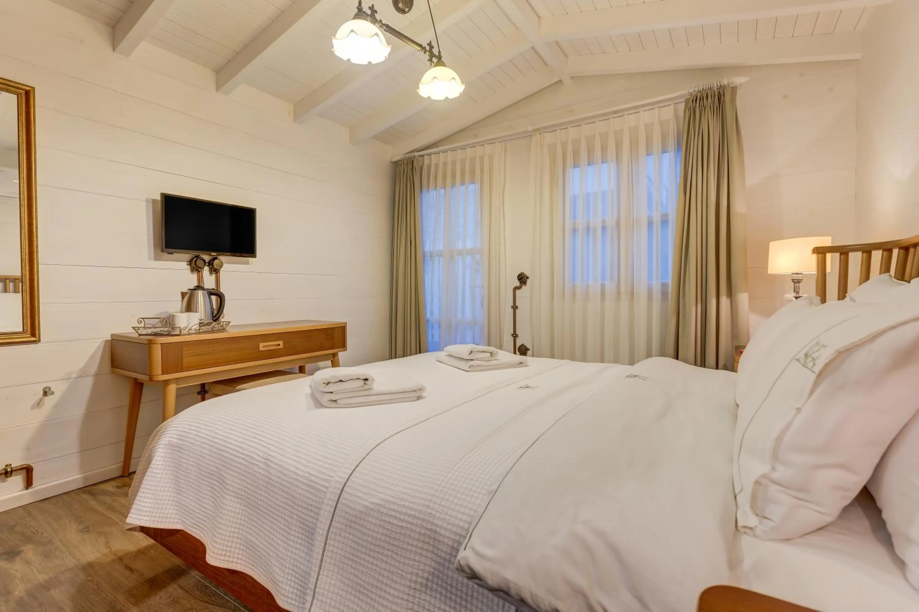 Photo of the whole room, Bed in Kose Konak Butik Hotel-Special