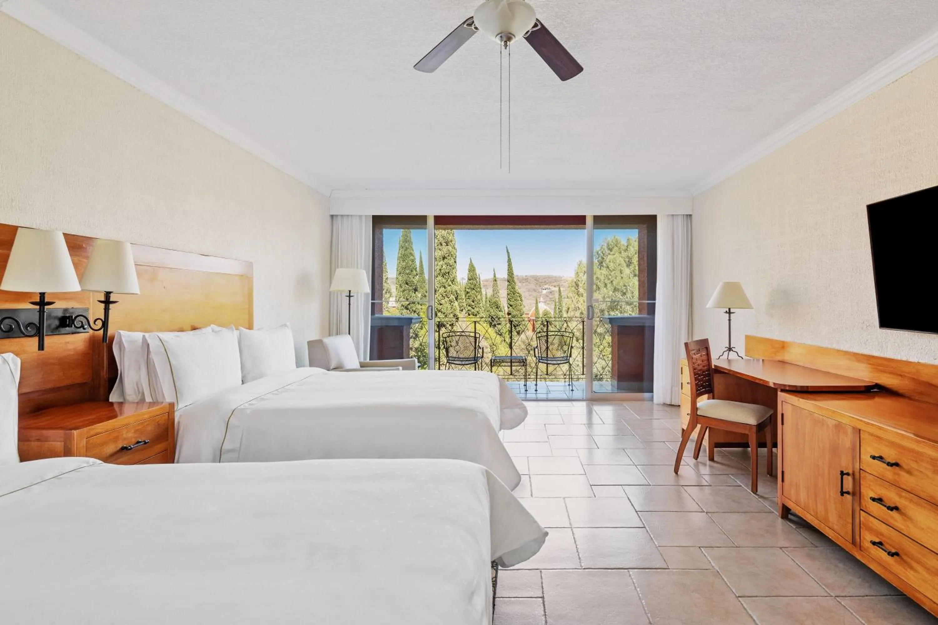 Bed in Fiesta Americana Hacienda Ixtapan de La Sal