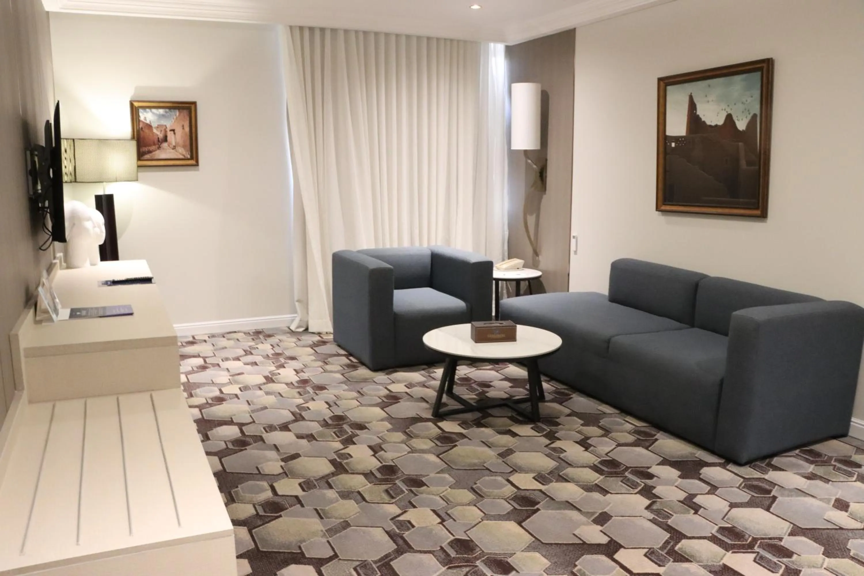 Living room in Continent Al Waha Hotel Riyad