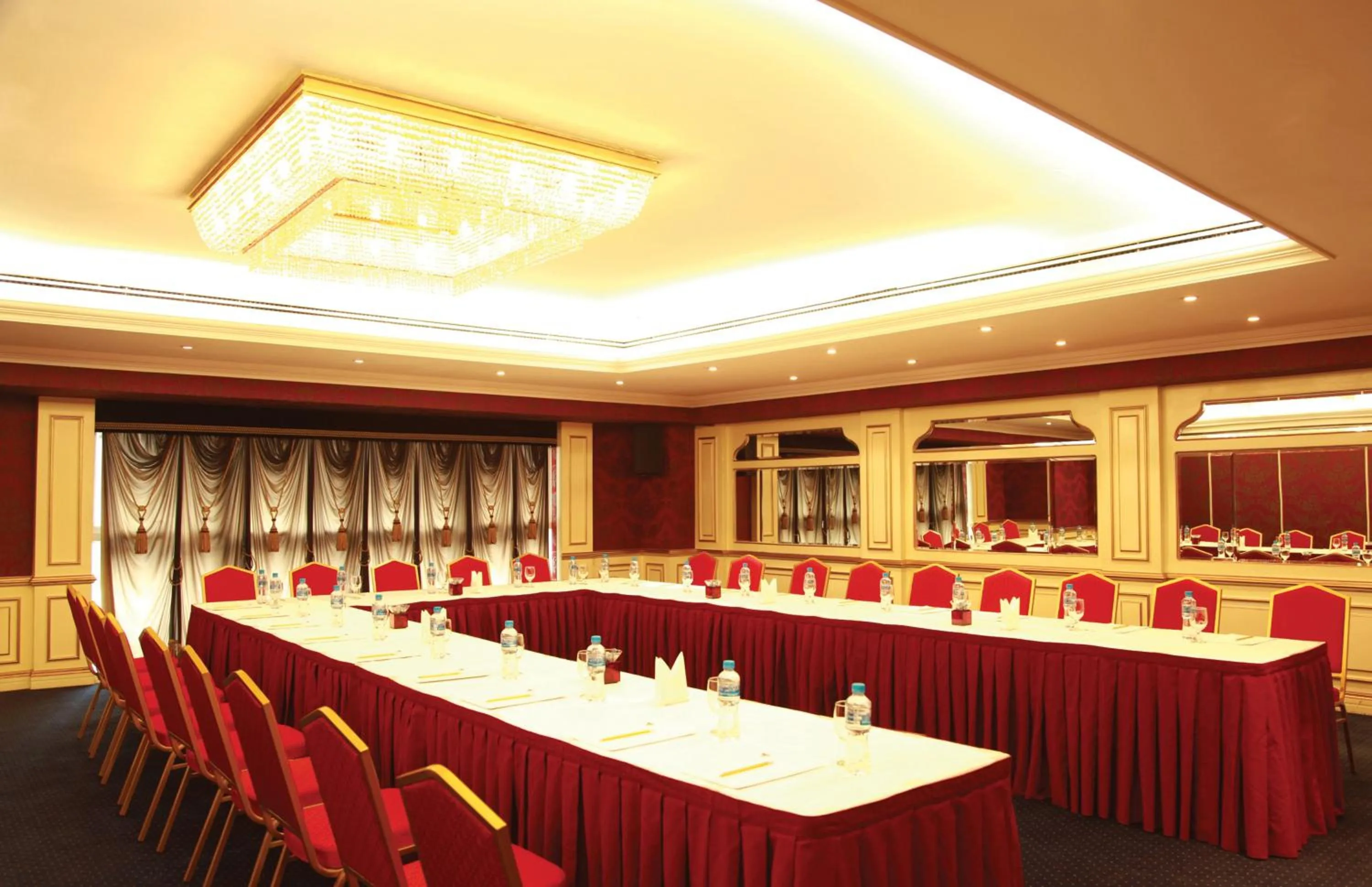 Banquet/Function facilities in Moscow Hotel