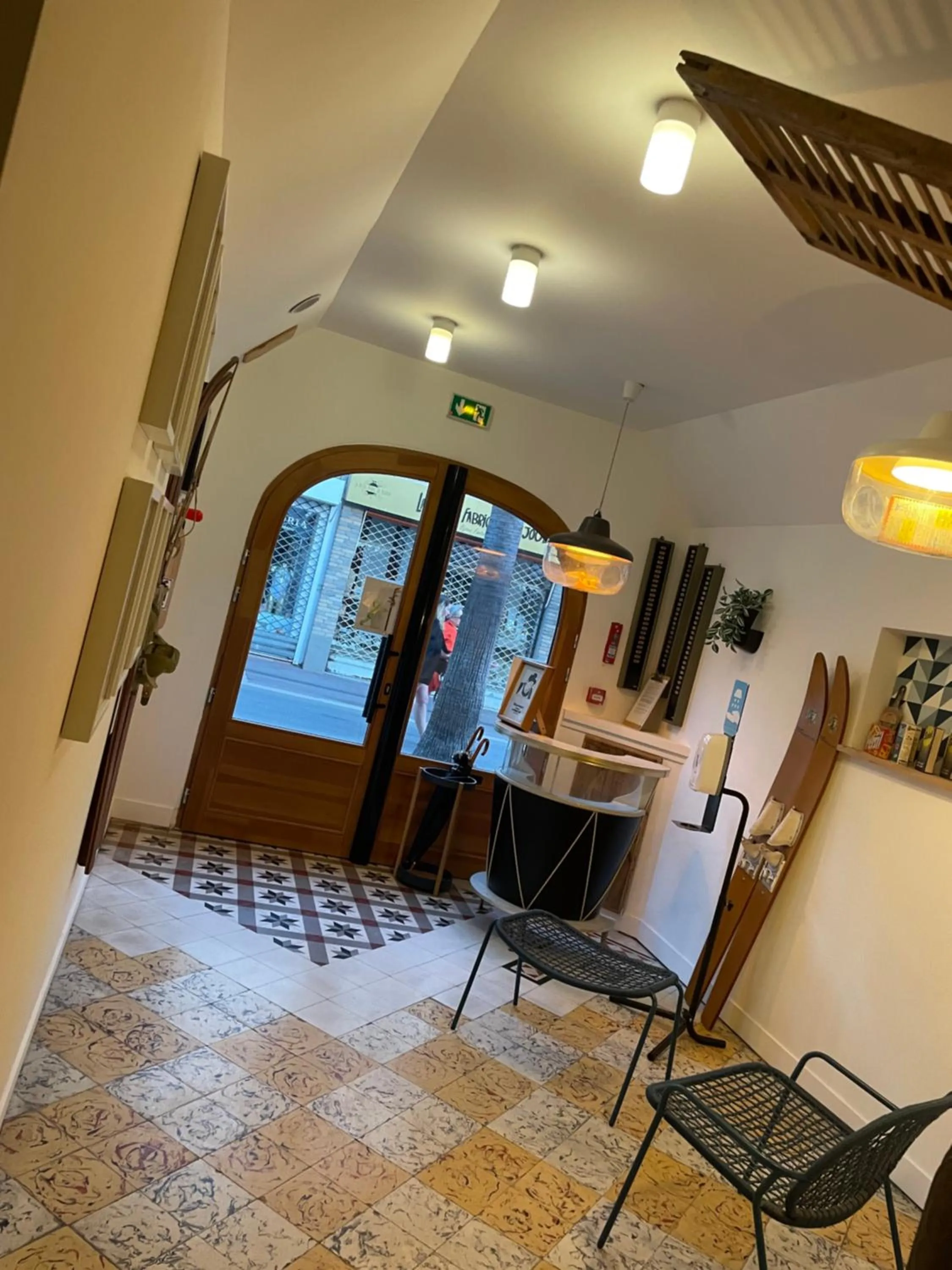 Property building in Hôtel de la Pinède