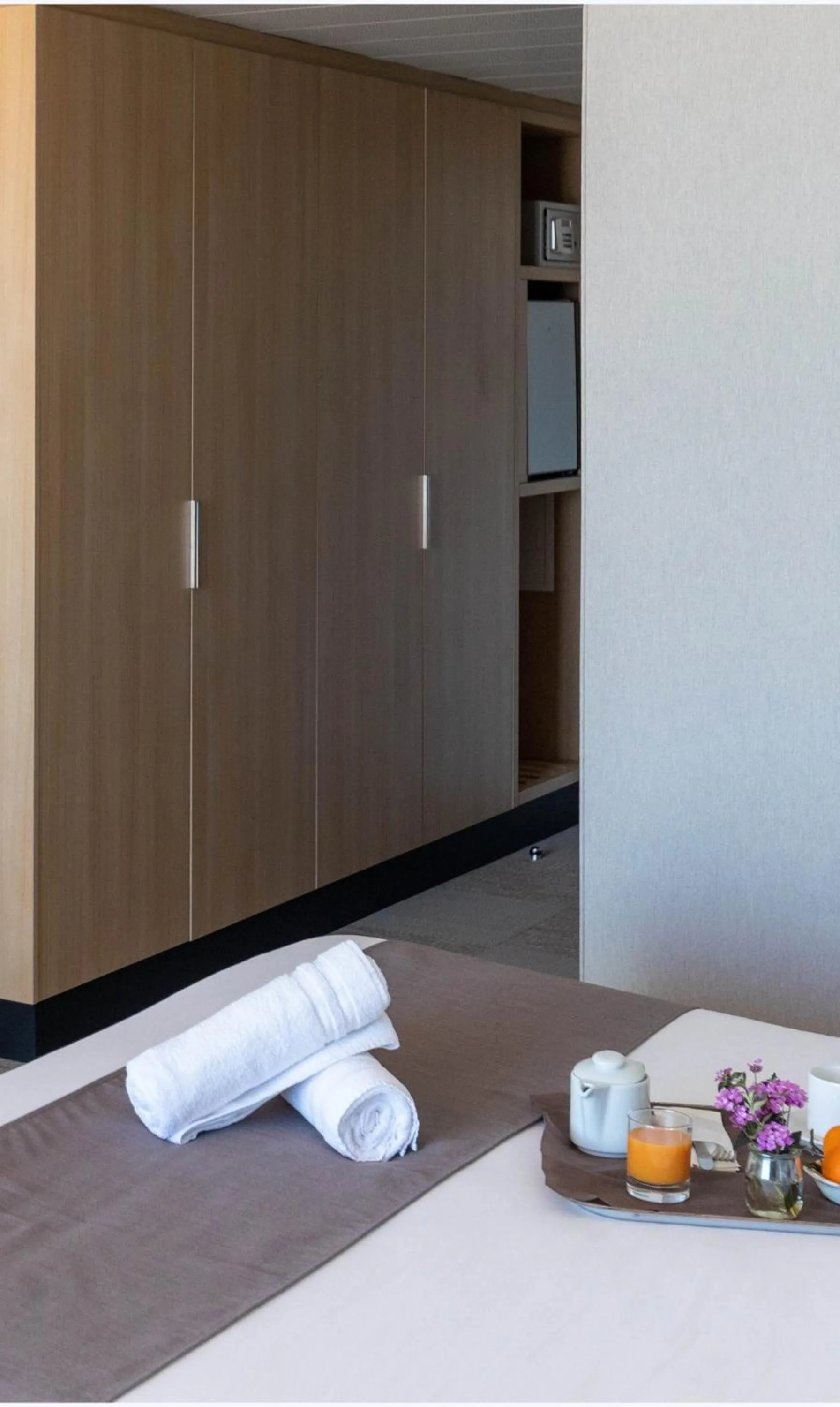 wardrobe in Hôtel Cala di Sole