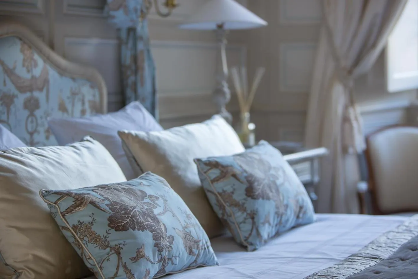 Decorative detail, Bed in Château de La Ballue - Teritoria