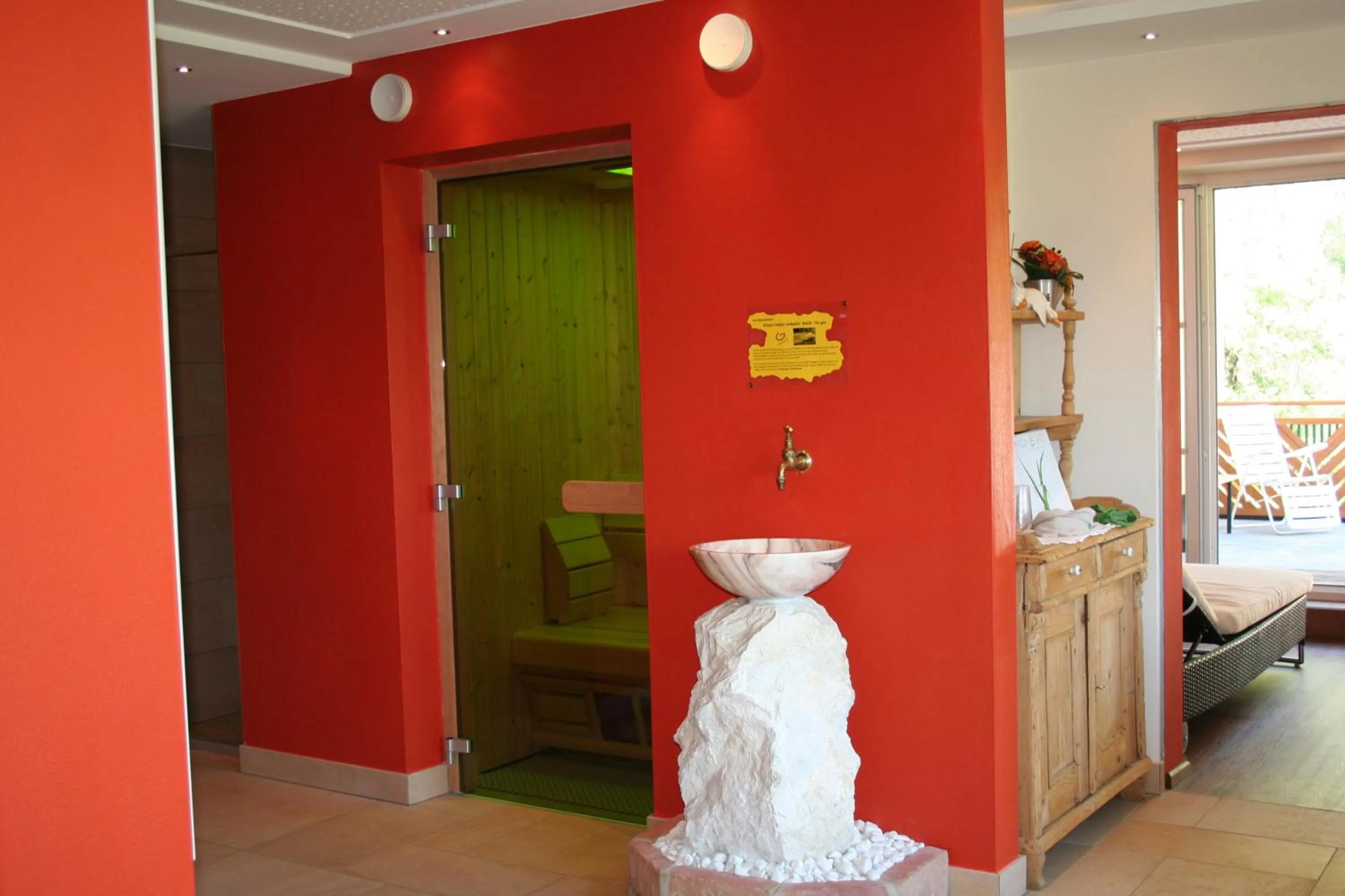 Massage, Bed in Hotel Gasthof Schweizerhaus