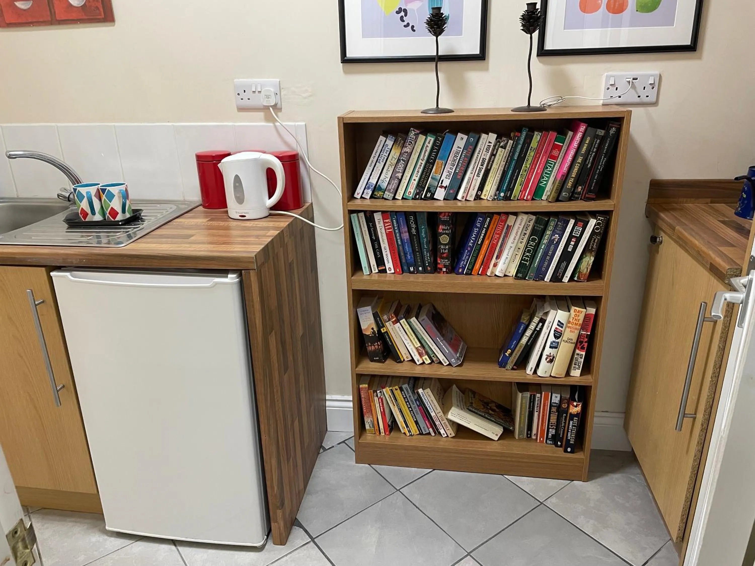 Kitchen or kitchenette in High Banks studio