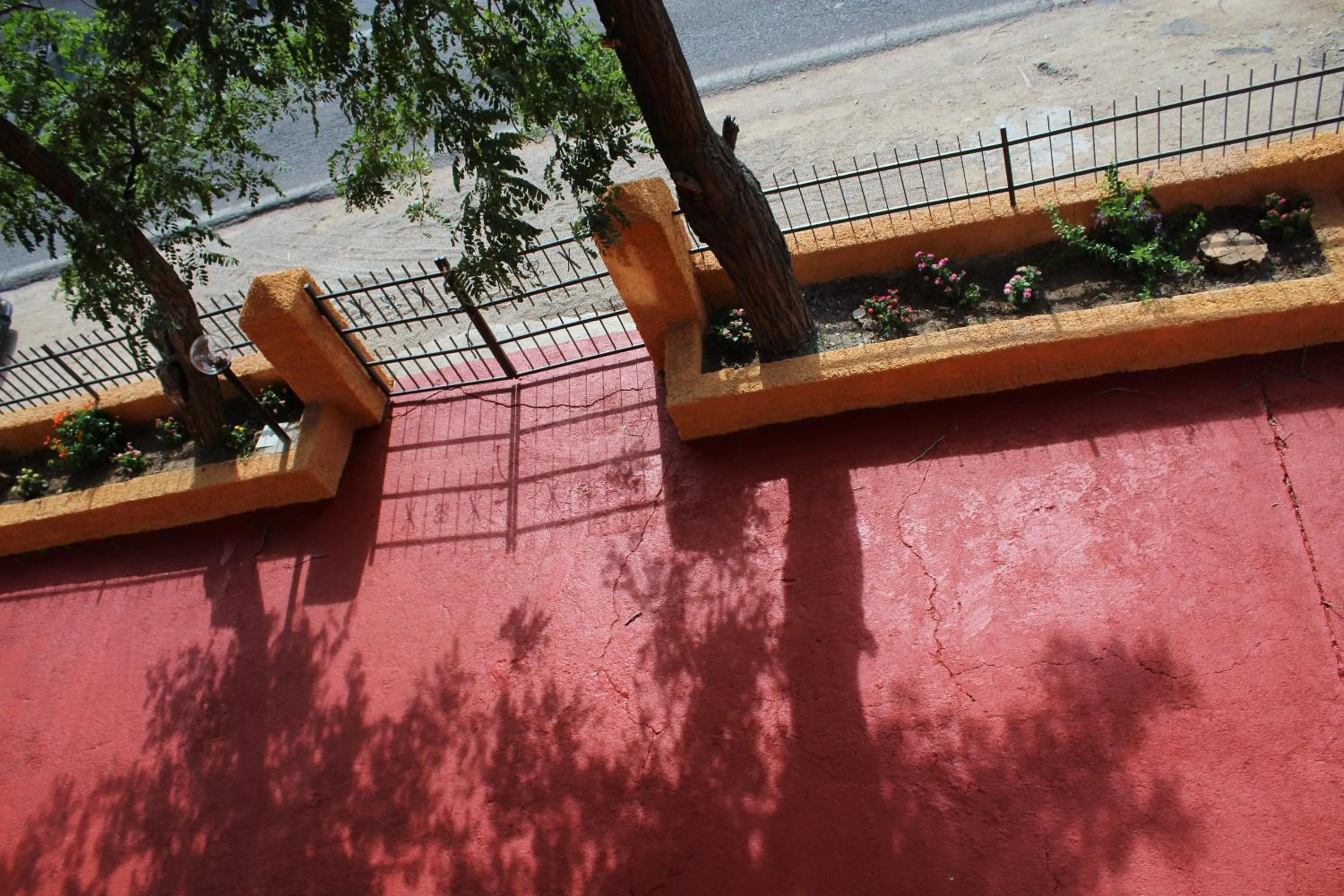 Facade/entrance in B&B La Cantoniera