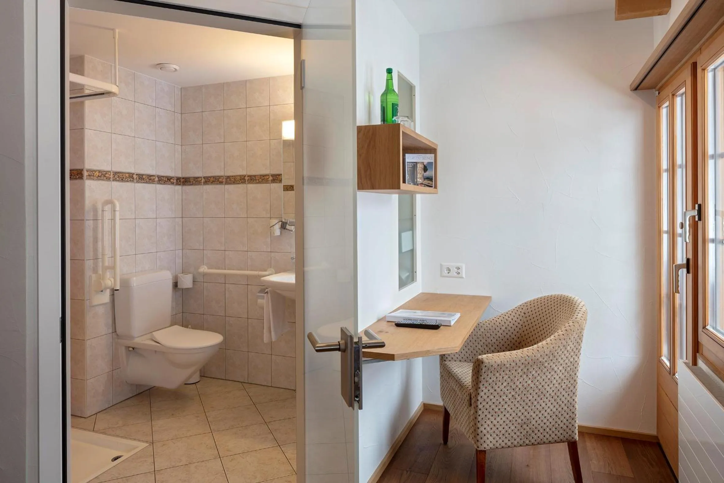 Shower in Hotel Edelweiss Blatten Lötschental