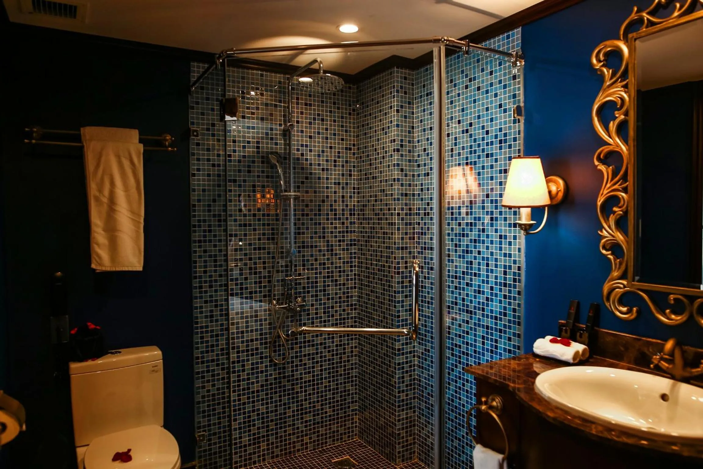 Bathroom in The Scarlett Boutique Hotel