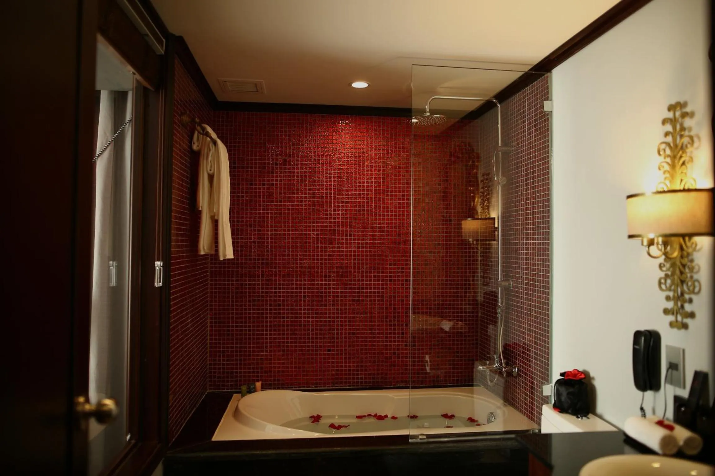 Bathroom in The Scarlett Boutique Hotel