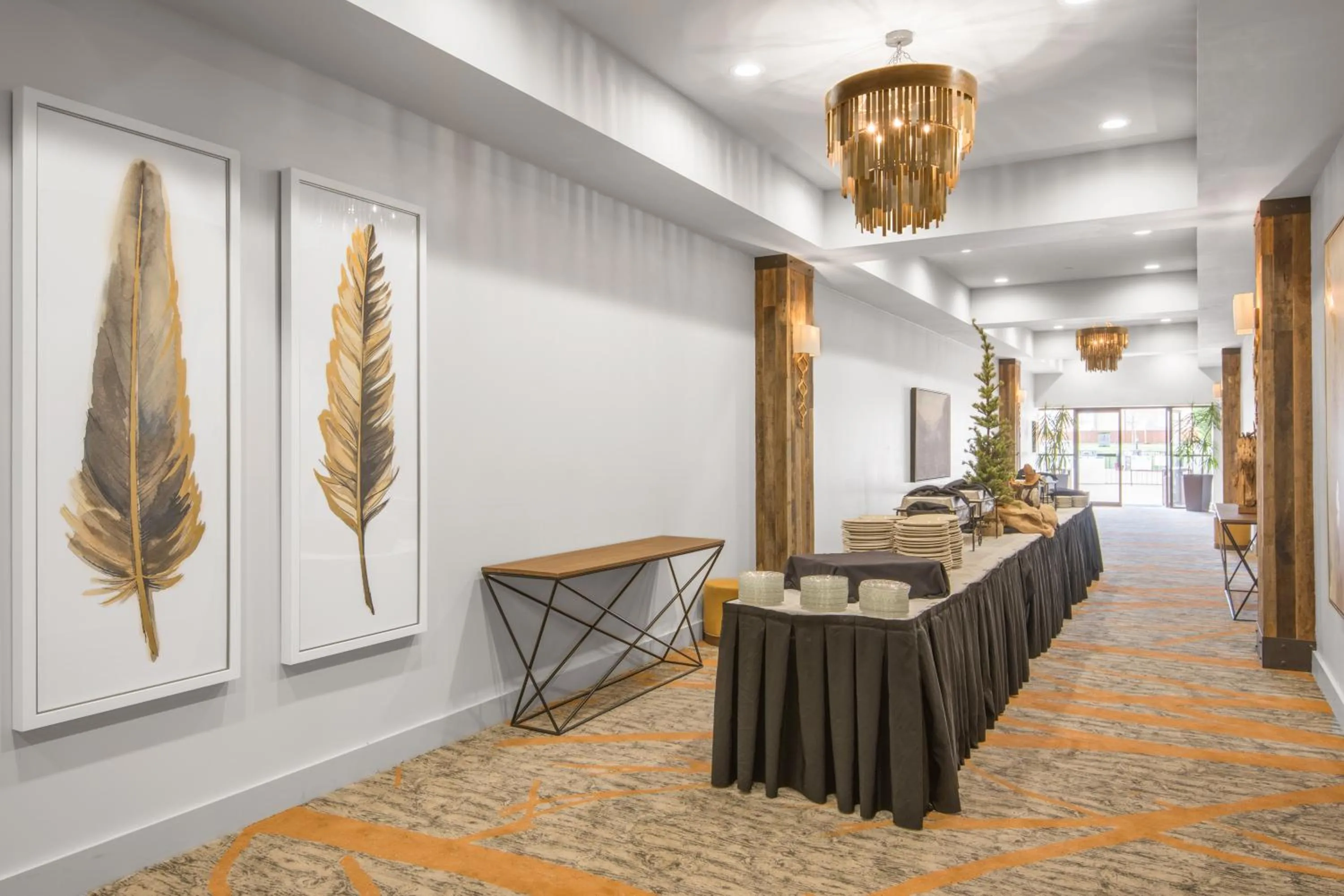 Meeting/conference room in Crowne Plaza Resort Asheville by IHG