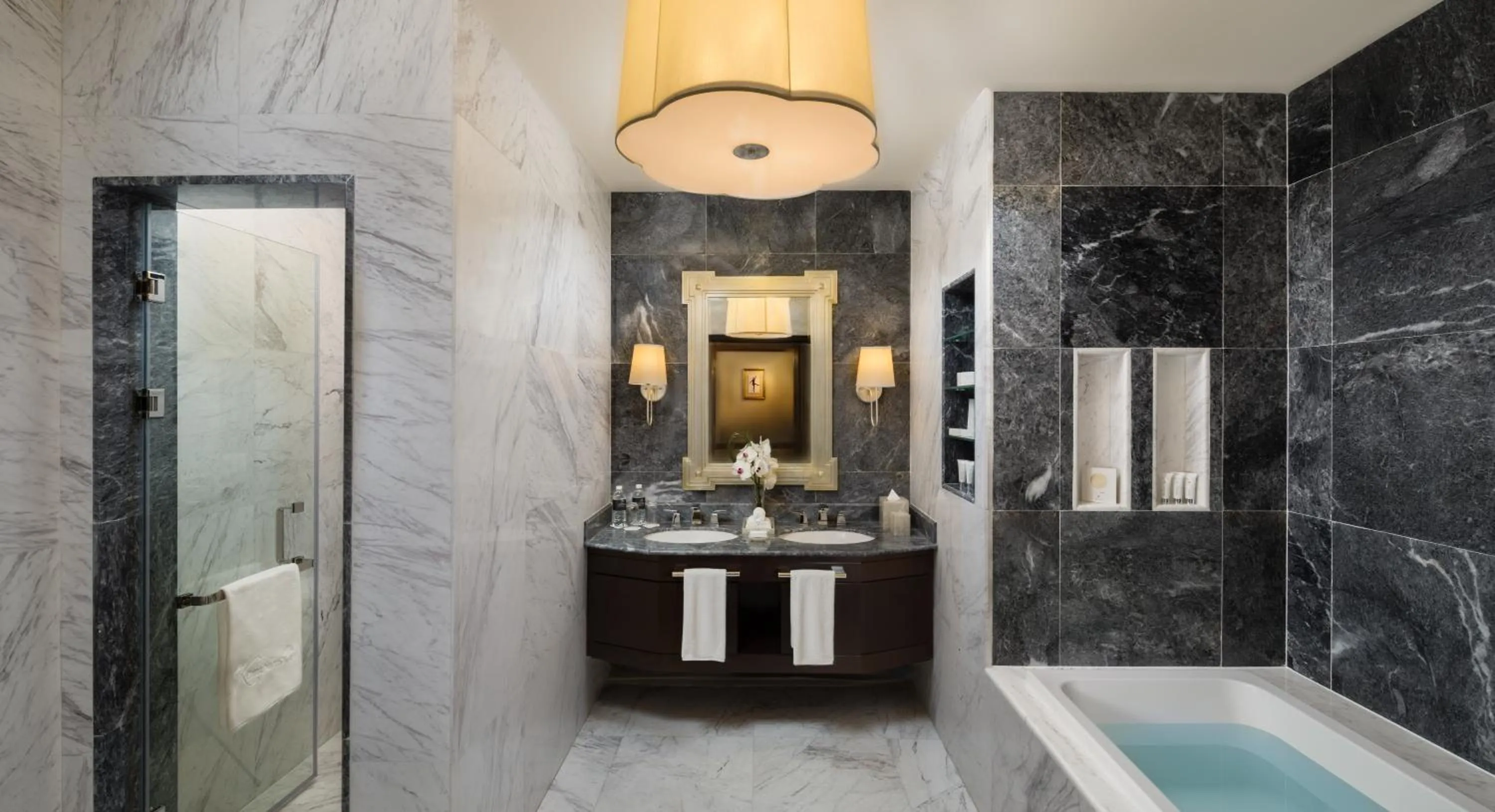 Shower in Kempinski Al Othman Hotel Al Khobar