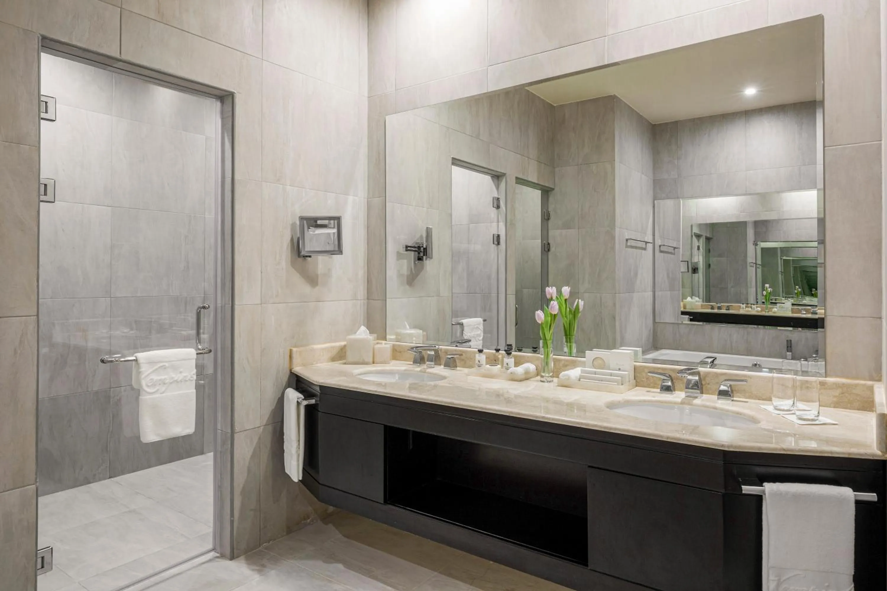 Bathroom in Kempinski Al Othman Hotel Al Khobar