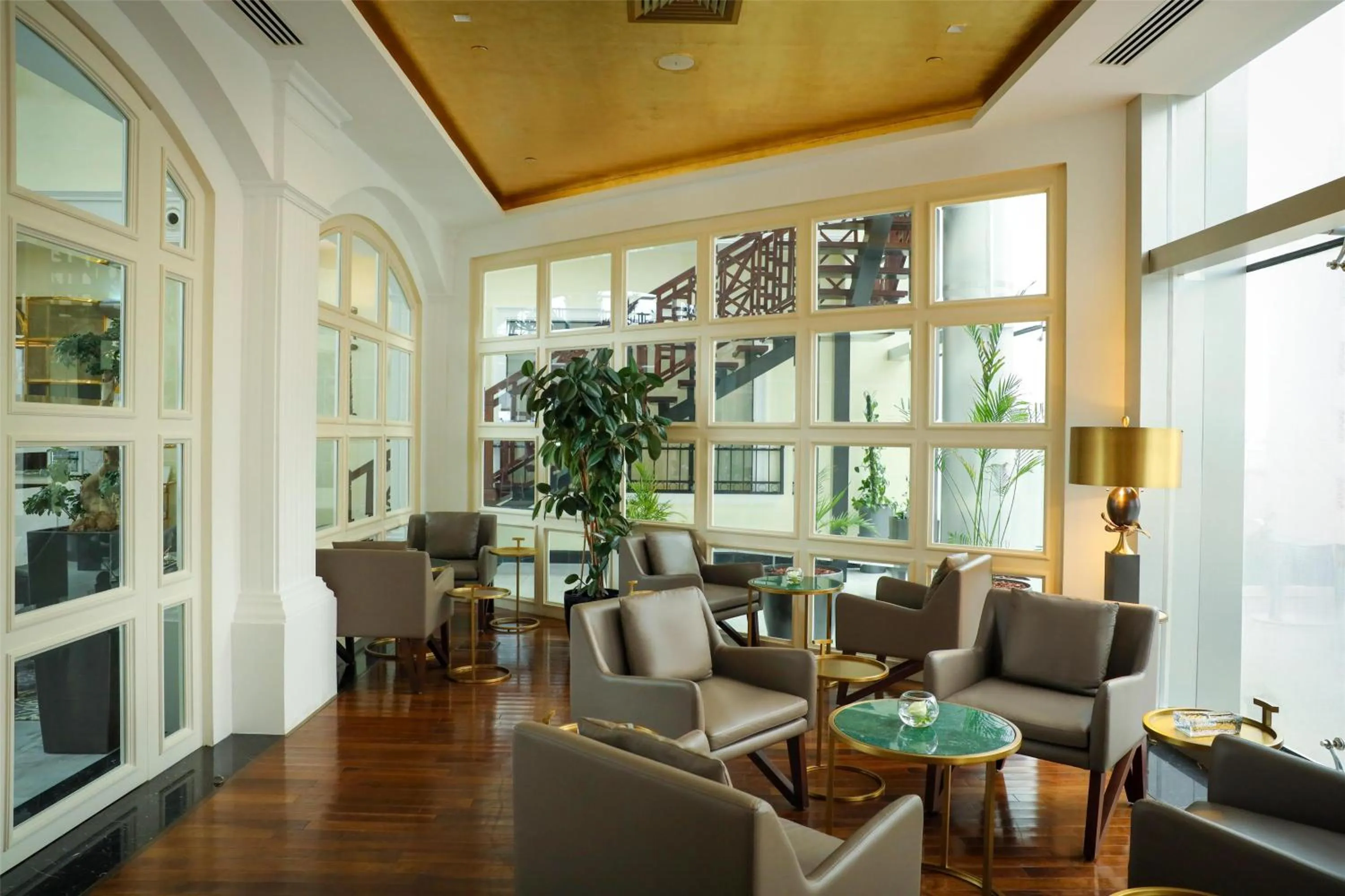 Lounge or bar in Kempinski Al Othman Hotel Al Khobar