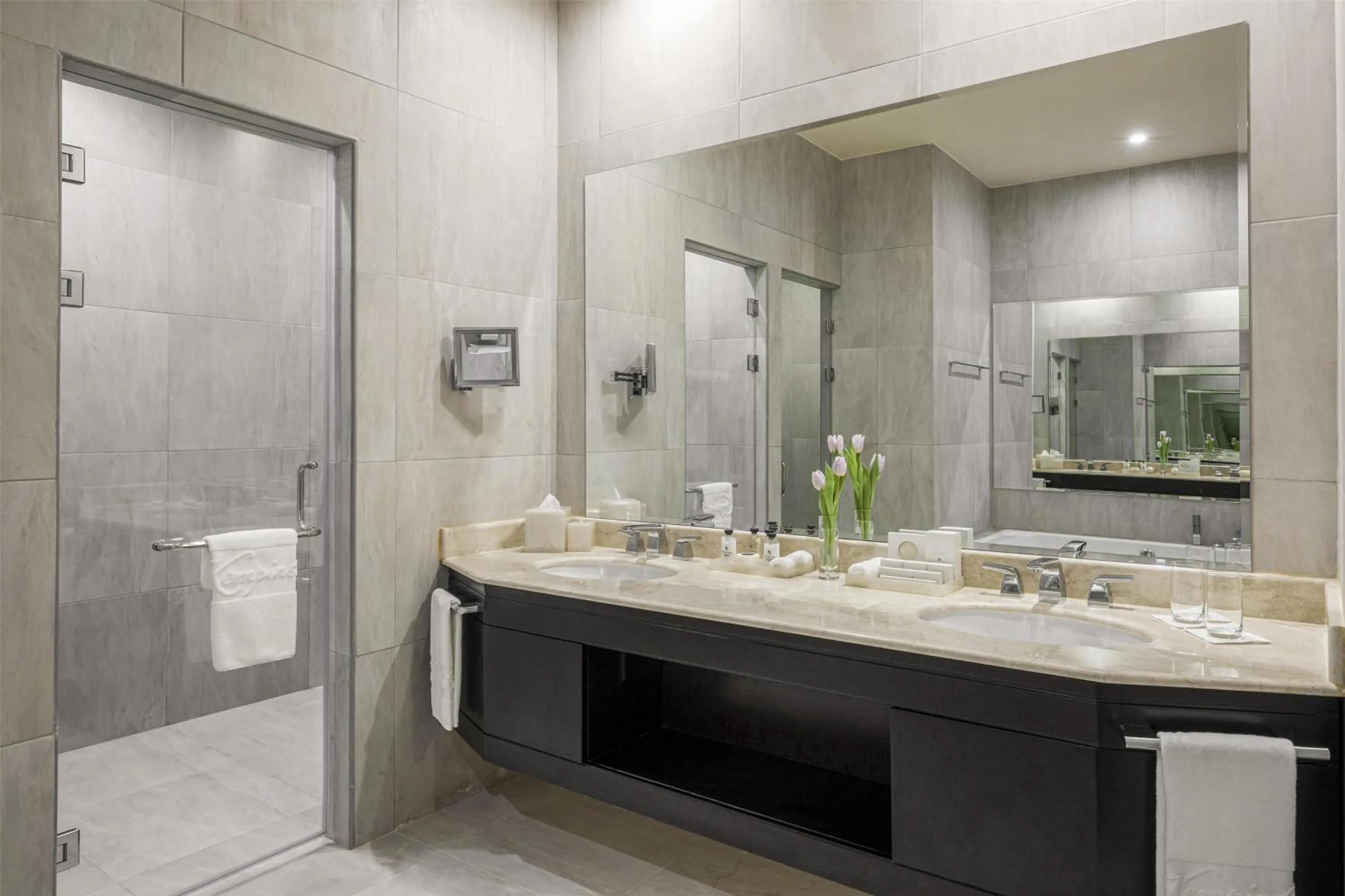 Photo of the whole room in Kempinski Al Othman Hotel Al Khobar