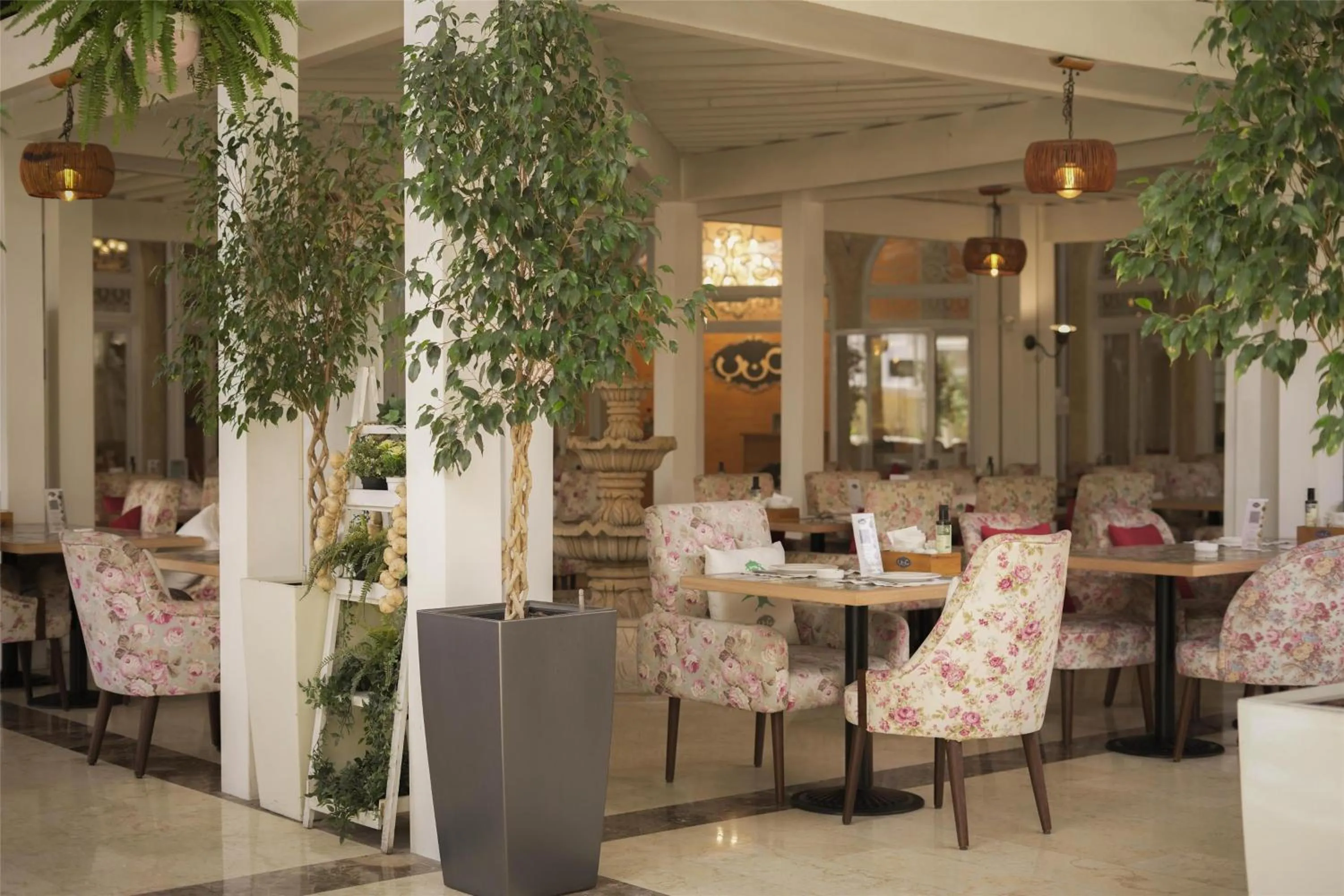 Restaurant/places to eat in Kempinski Al Othman Hotel Al Khobar